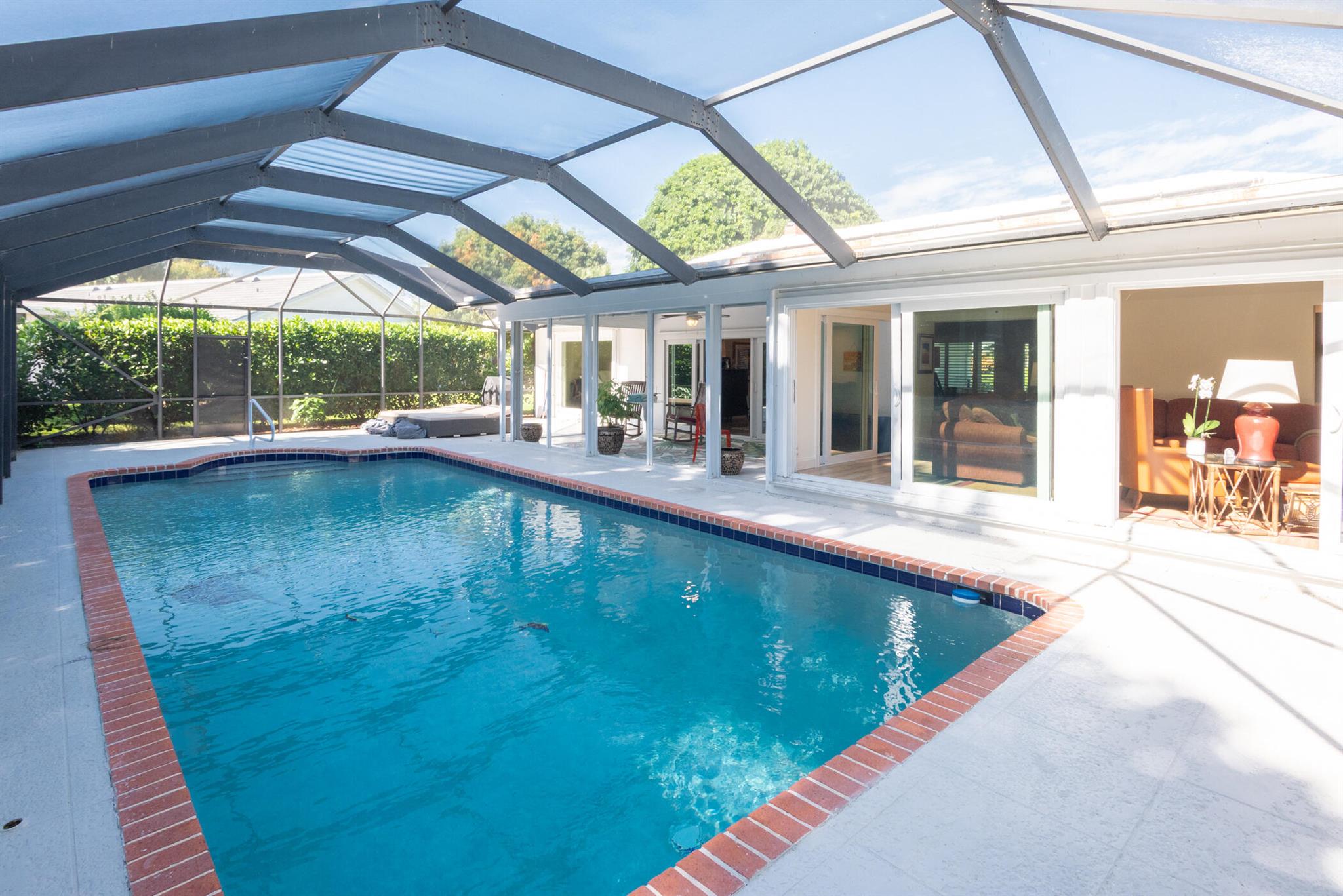 YACHT & COUNTRY CLUB OF S - Residential Lease