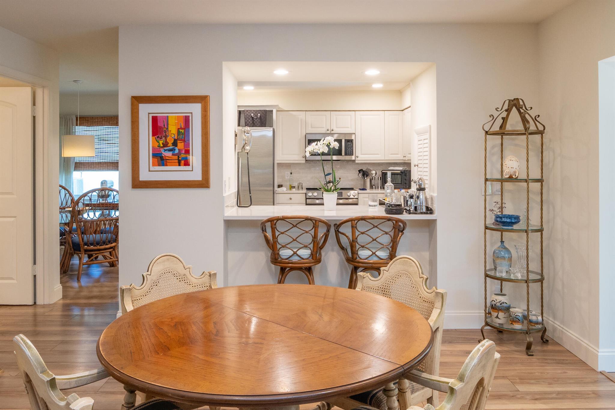 YACHT & COUNTRY CLUB OF S - Residential Lease