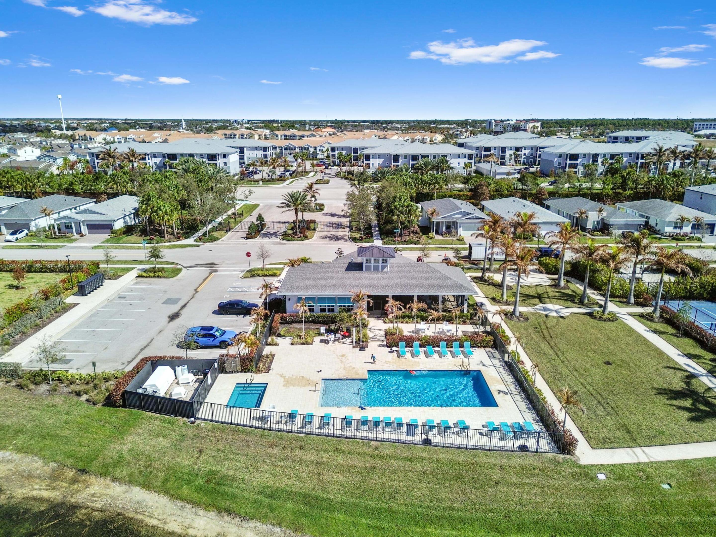 MATTAMY AT SOUTHERN GROVE - Residential