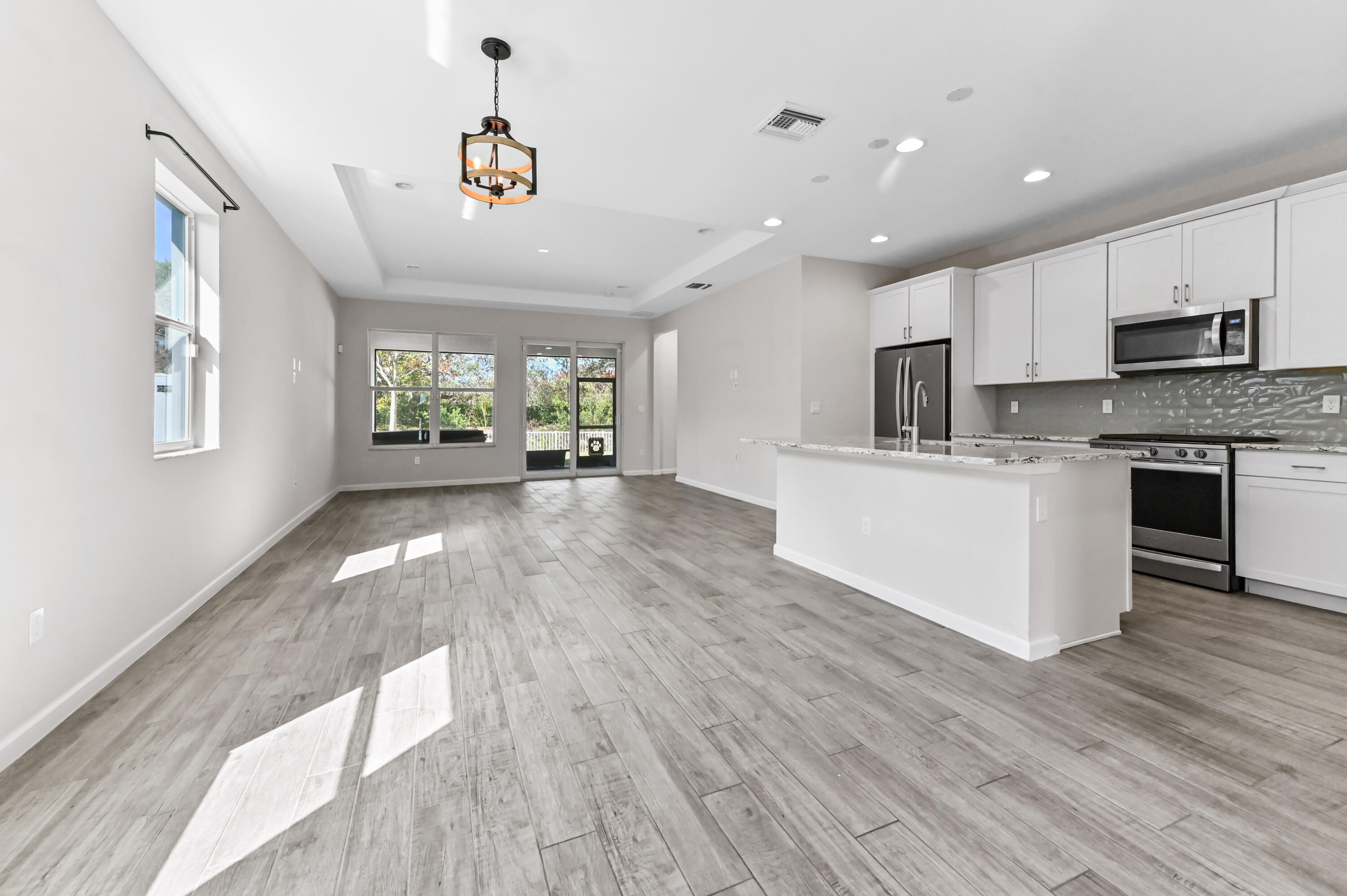 MATTAMY AT SOUTHERN GROVE - Residential