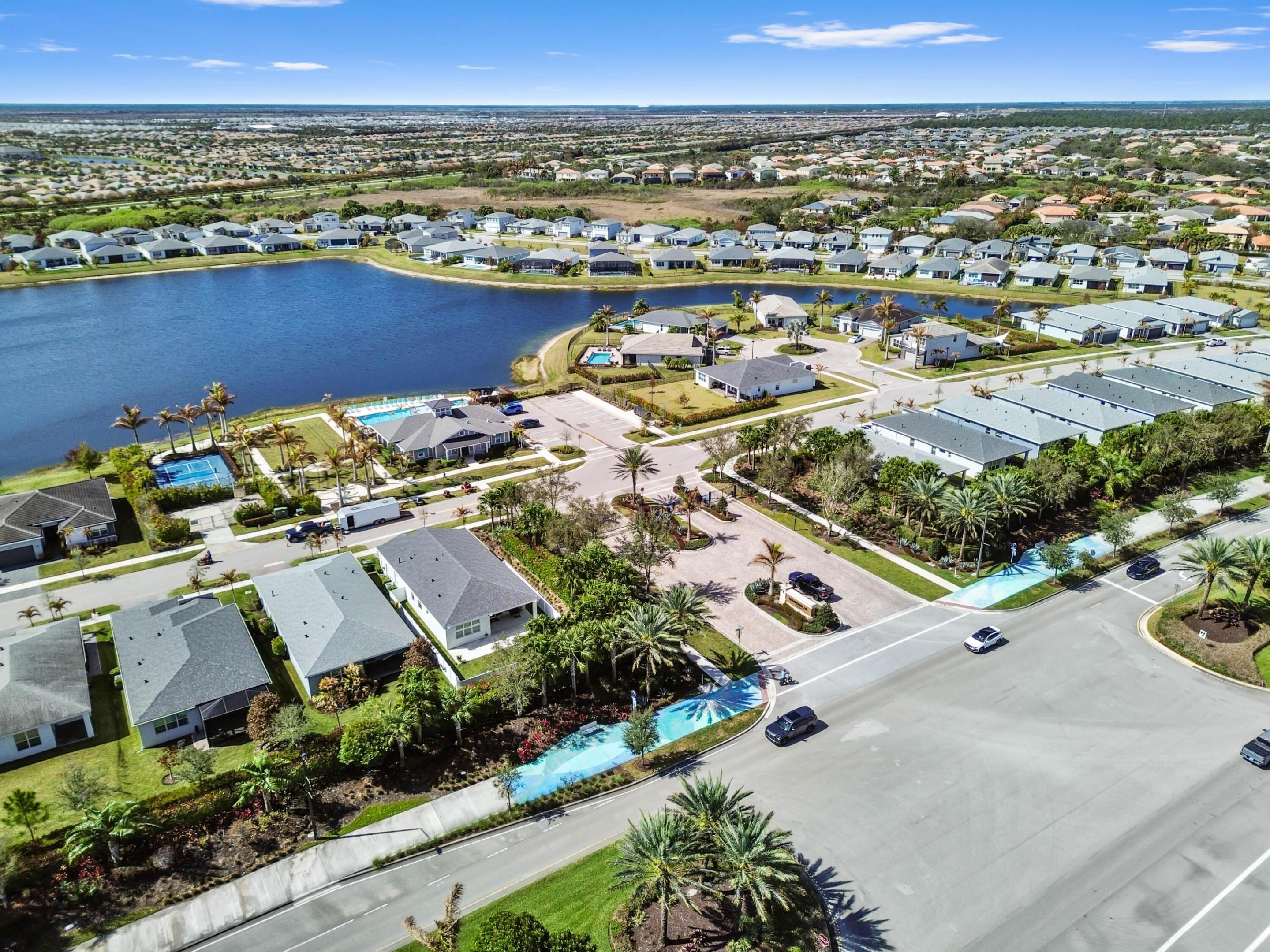 MATTAMY AT SOUTHERN GROVE - Residential