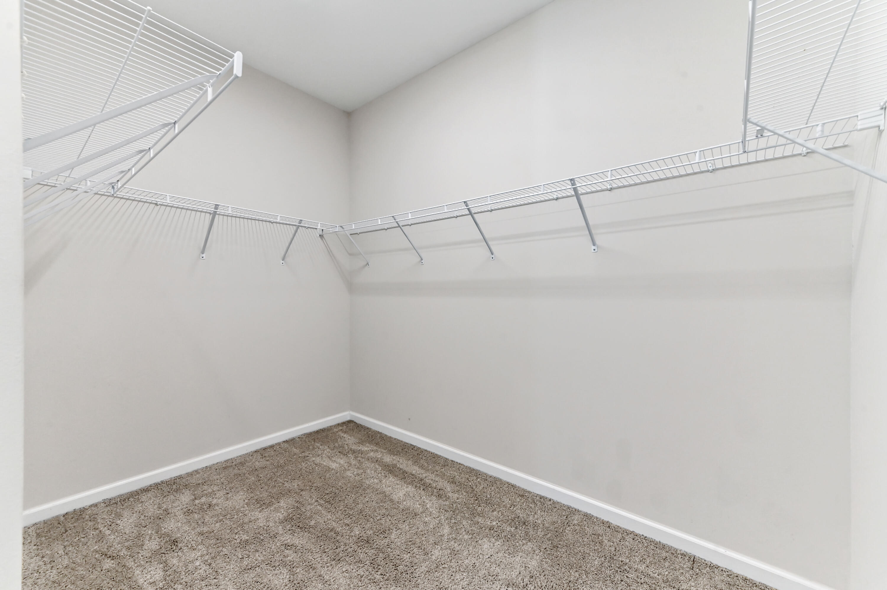 MATTAMY AT SOUTHERN GROVE - Residential