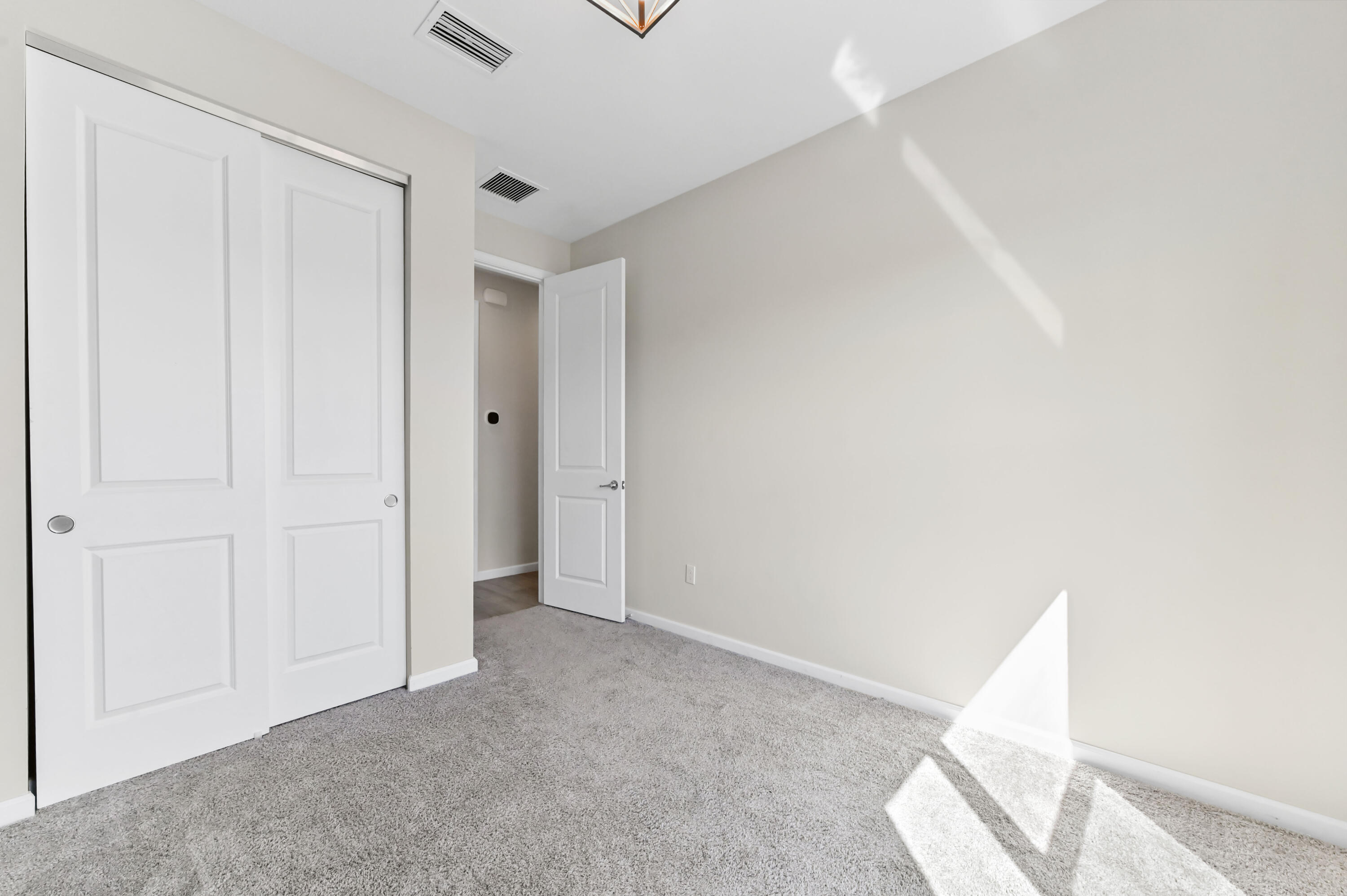 MATTAMY AT SOUTHERN GROVE - Residential