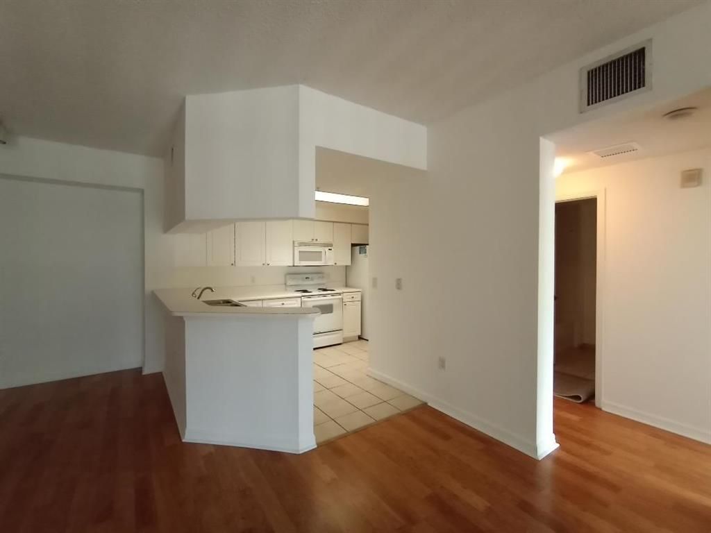 Photo of 3018 Alcazar Place #208, Palm Beach Gardens, FL 33410 (MLS # R10821094)