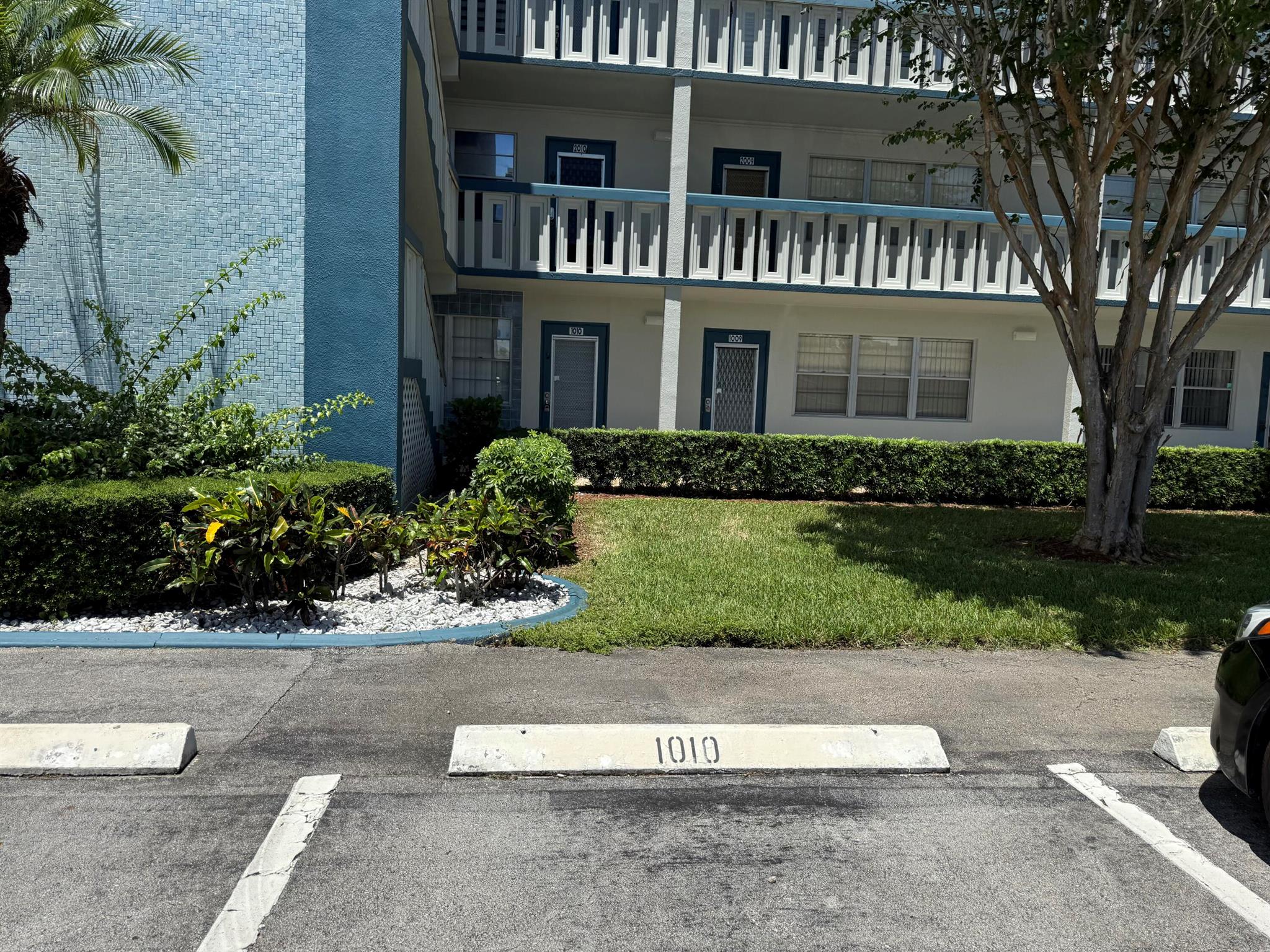 ALL NEW KITCHEN, 2 BATHROOMS AND FLOORING. NEW FIXTURES , PLUS MUCH MORE. REALLY GORGEOUS UNIT ON SOUGHT AFTER FIRST FLOOR, PARKING SPOT IS RIGHT IN FRONT OF UNIT. MAIL WITH SITTING BENCH IS JUST OUTSIDE THE UNIT. POOL IS ACROSS THE STREET FROM UNIT. THIS ONE HAS IT ALL!!! INCLUDED IN RENTAL IS WATER, WI-FI AND BASIC CABLE. AND RECREATIONAL FACILITIES IN MAIN CLUBHOUSE.