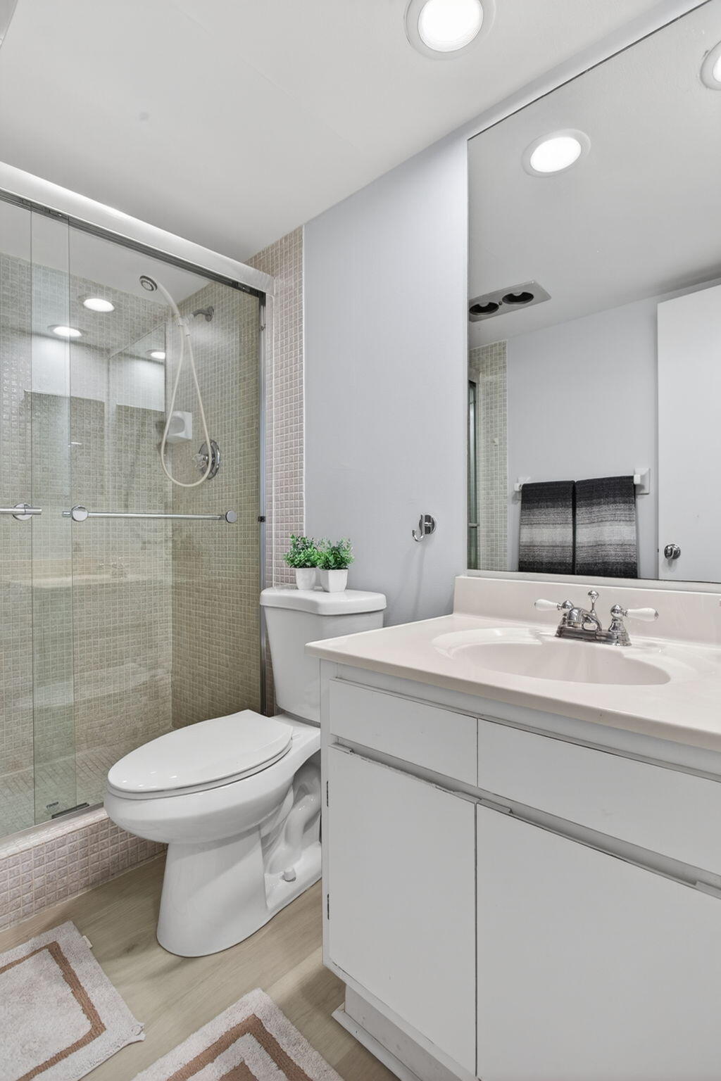 NO 1 PALM-AIRE COUNTRY CLUB - Residential