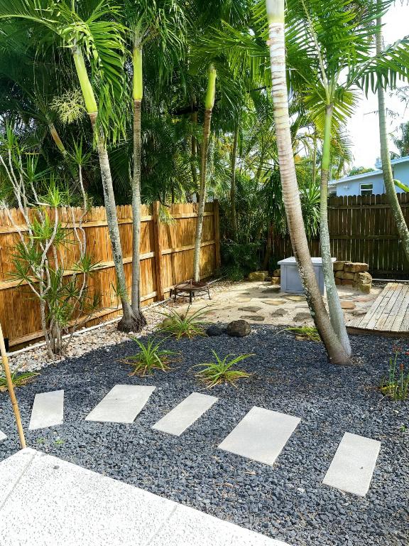 LANTANA HEIGHTS 6 - Residential