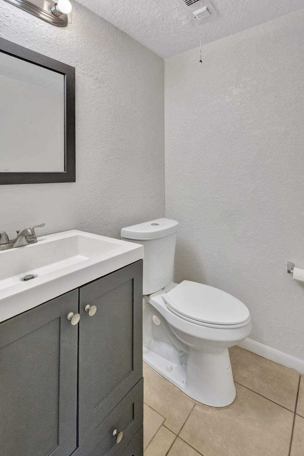 ISLAND HOUSE CONDOMINIUM - Residential