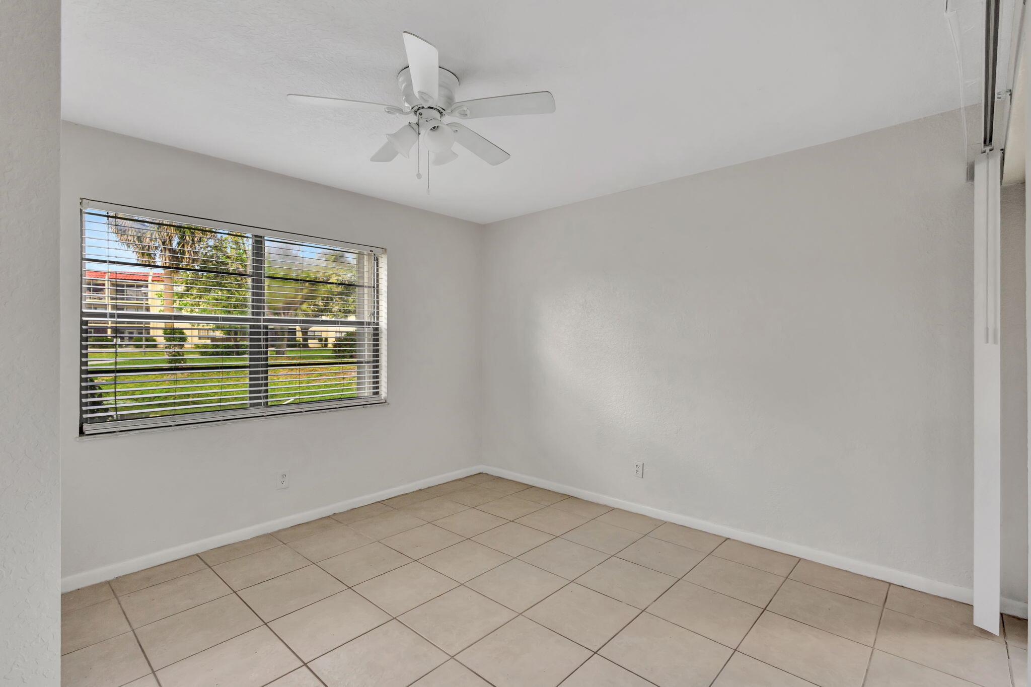 ISLAND HOUSE CONDOMINIUM - Residential