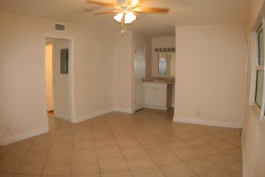 HIGH POINT OF DELRAY BEACH CONDO SEC III - Residential