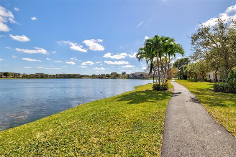 Evergreen Lakes - Residential