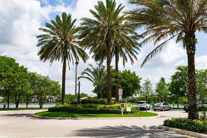Evergreen Lakes - Residential