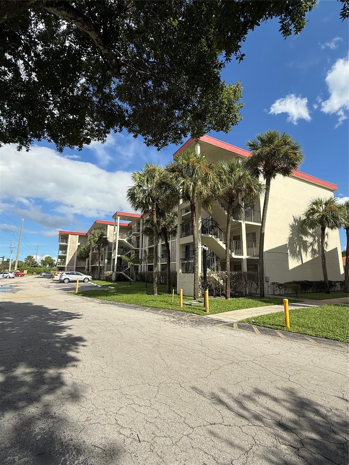 CYPRESS CHASE CONDO C - Residential