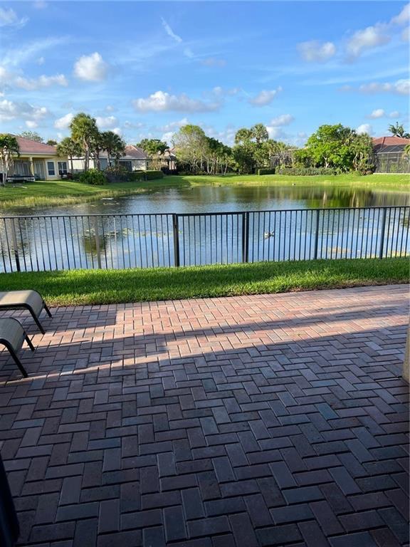 Heron Bay East 169-105 B - Residential