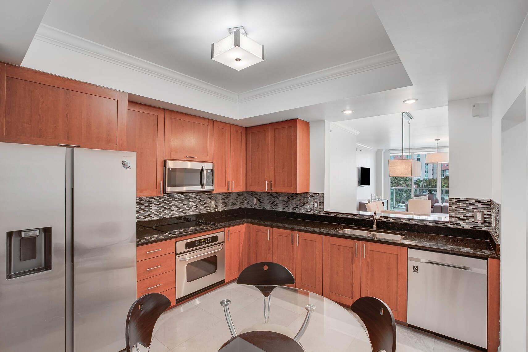 Aventura Marina - Residential