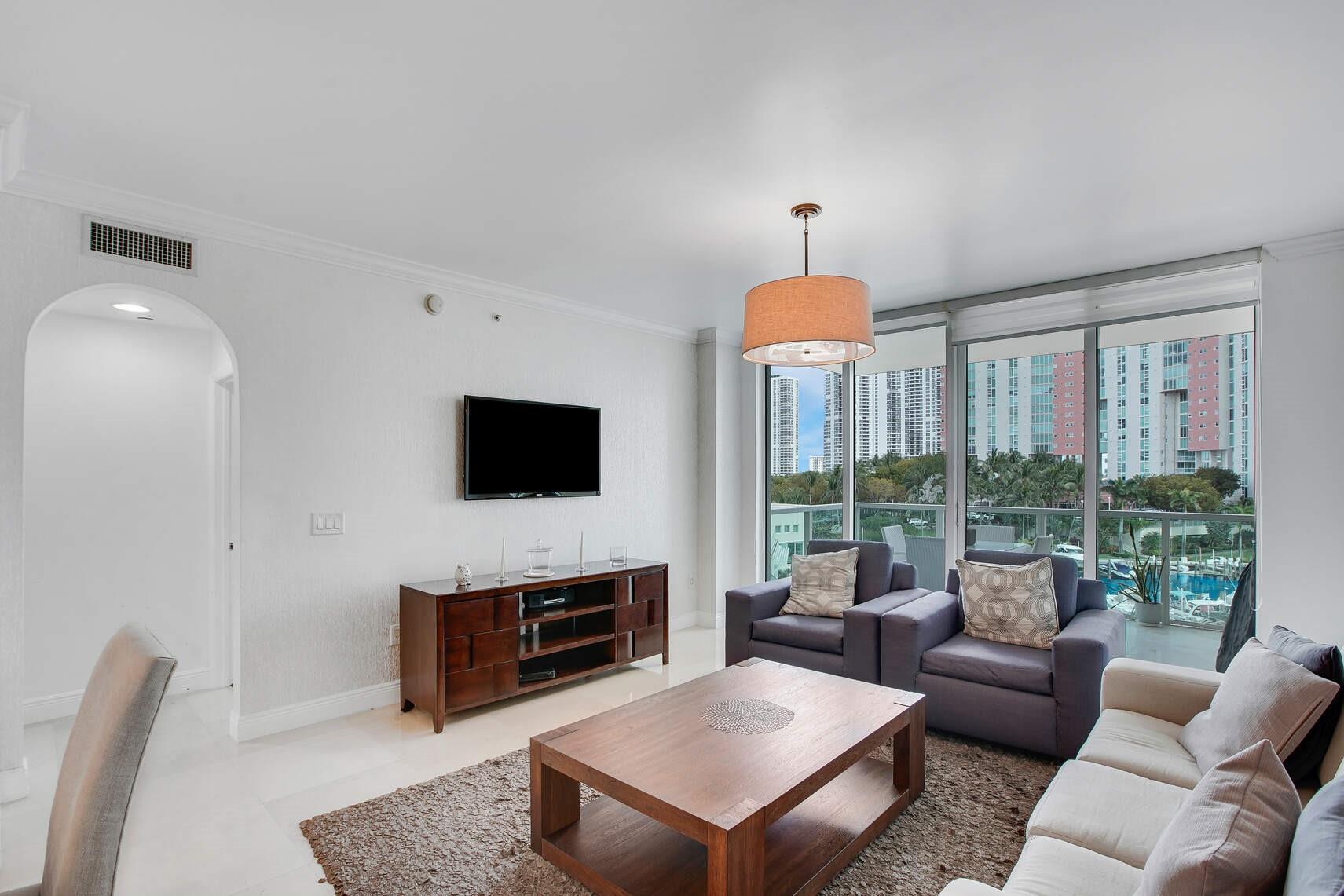 Aventura Marina - Residential