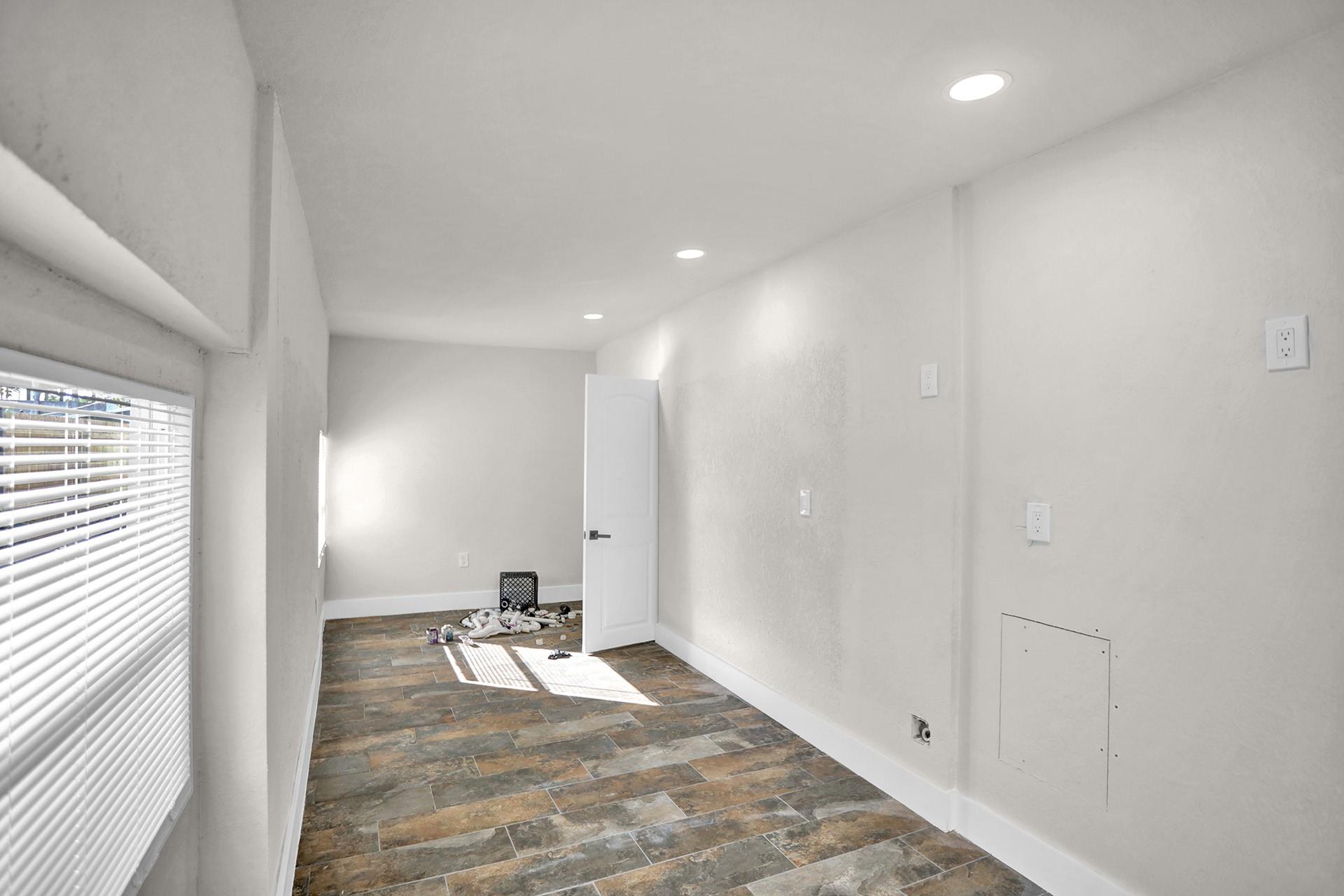 8265 NW 1st Pl 2
