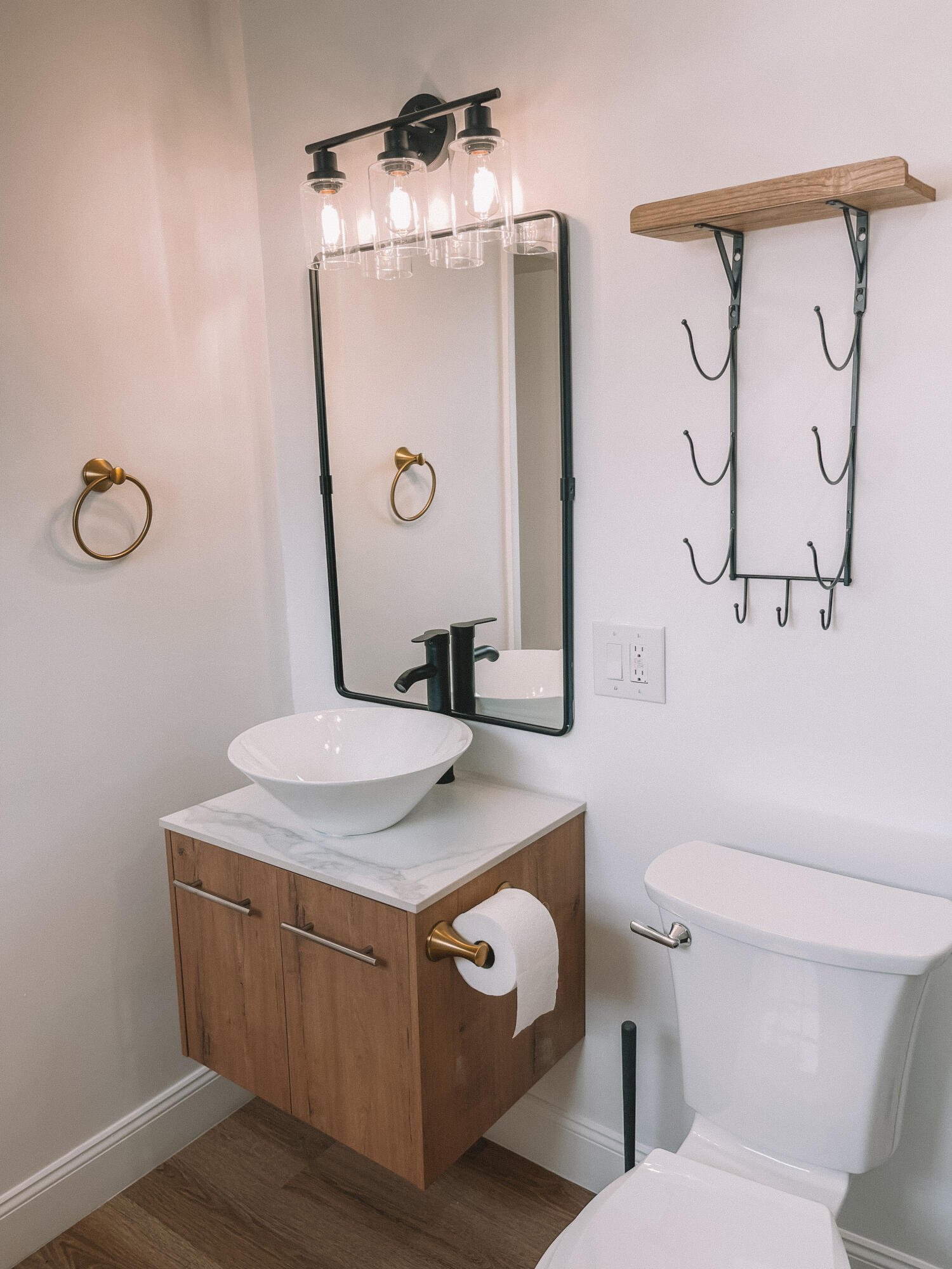 VENETIAN ISLES 3RD SEC - Residential