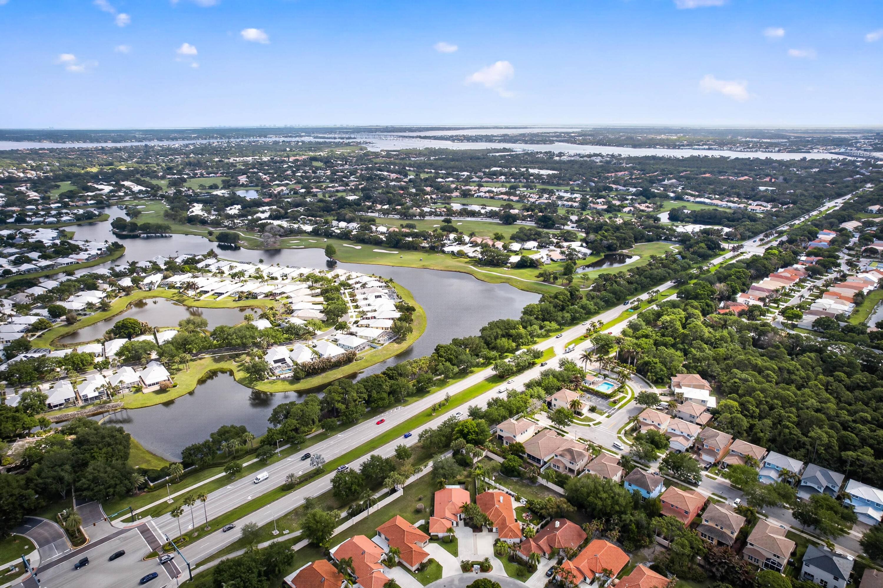 LA MARIPOSA - Residential