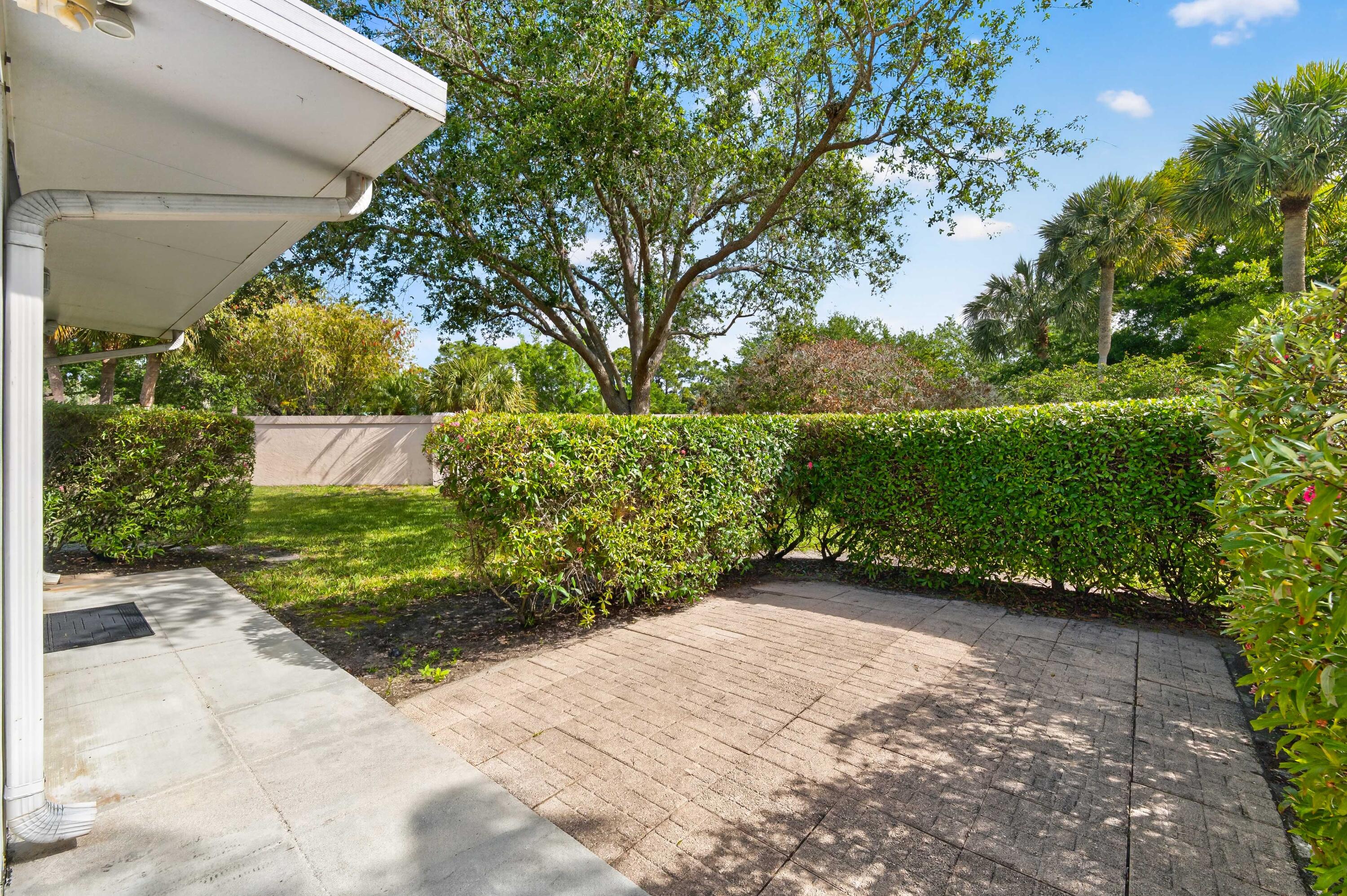 LA MARIPOSA - Residential