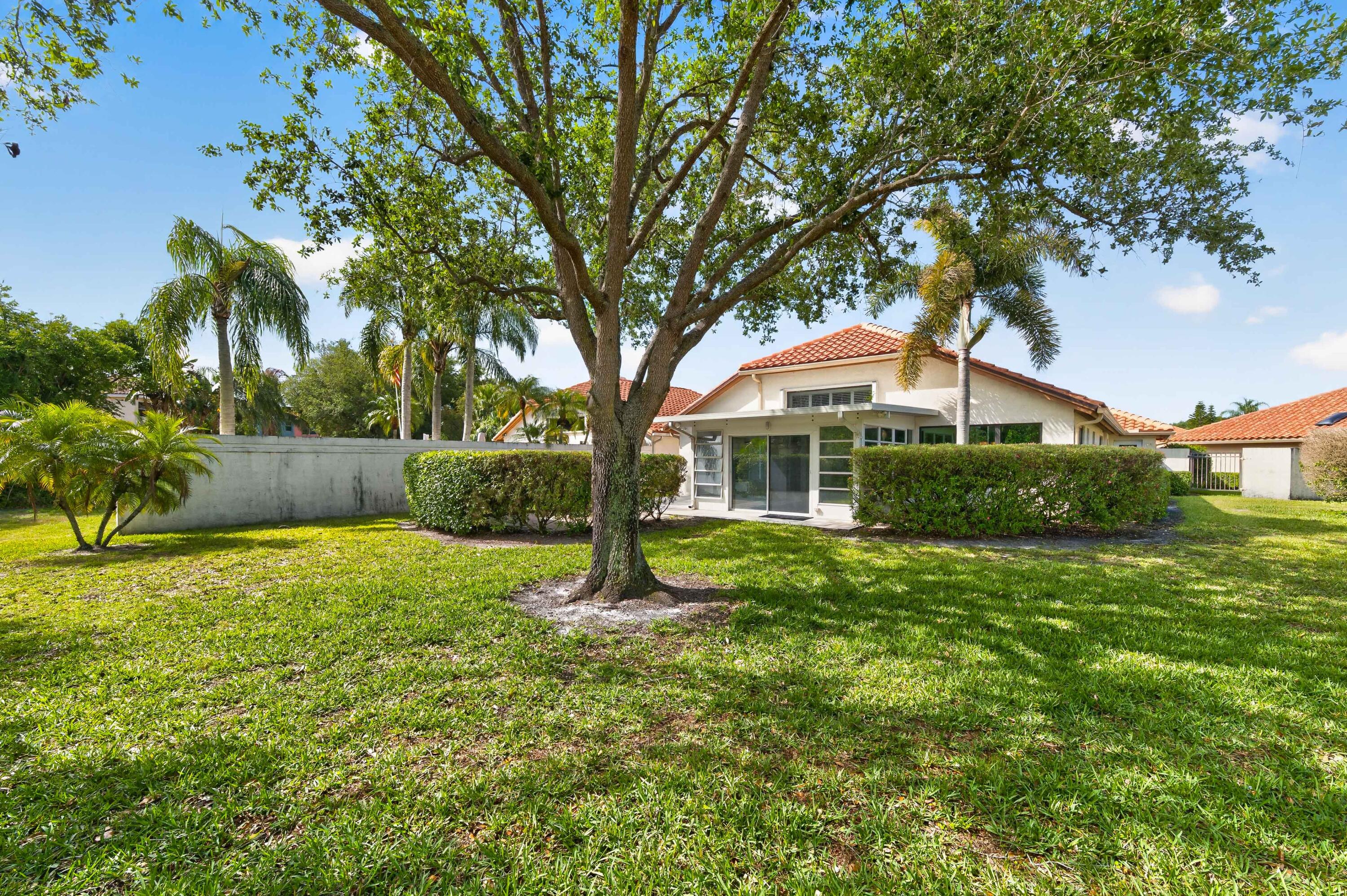 LA MARIPOSA - Residential