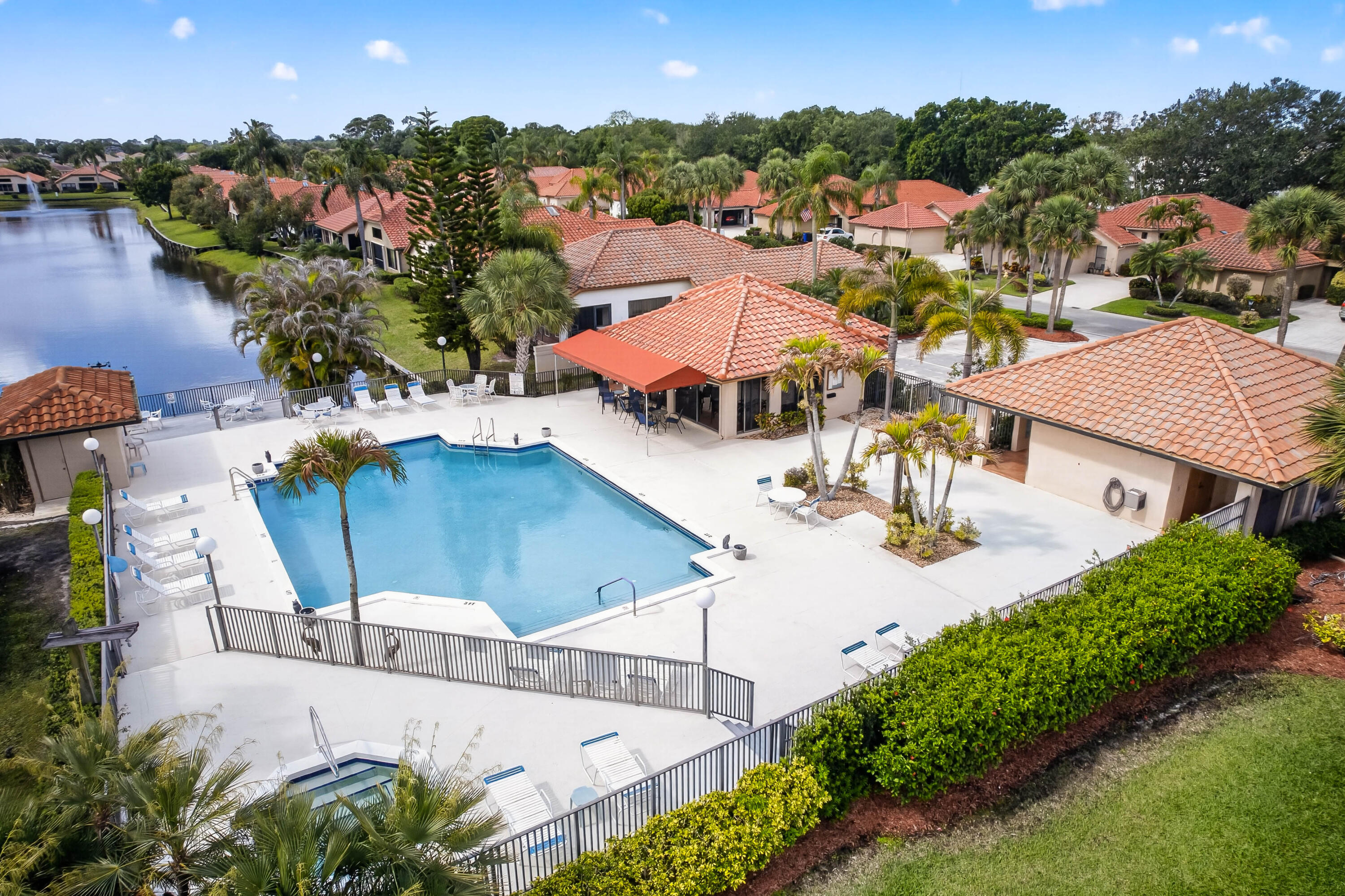 LA MARIPOSA - Residential