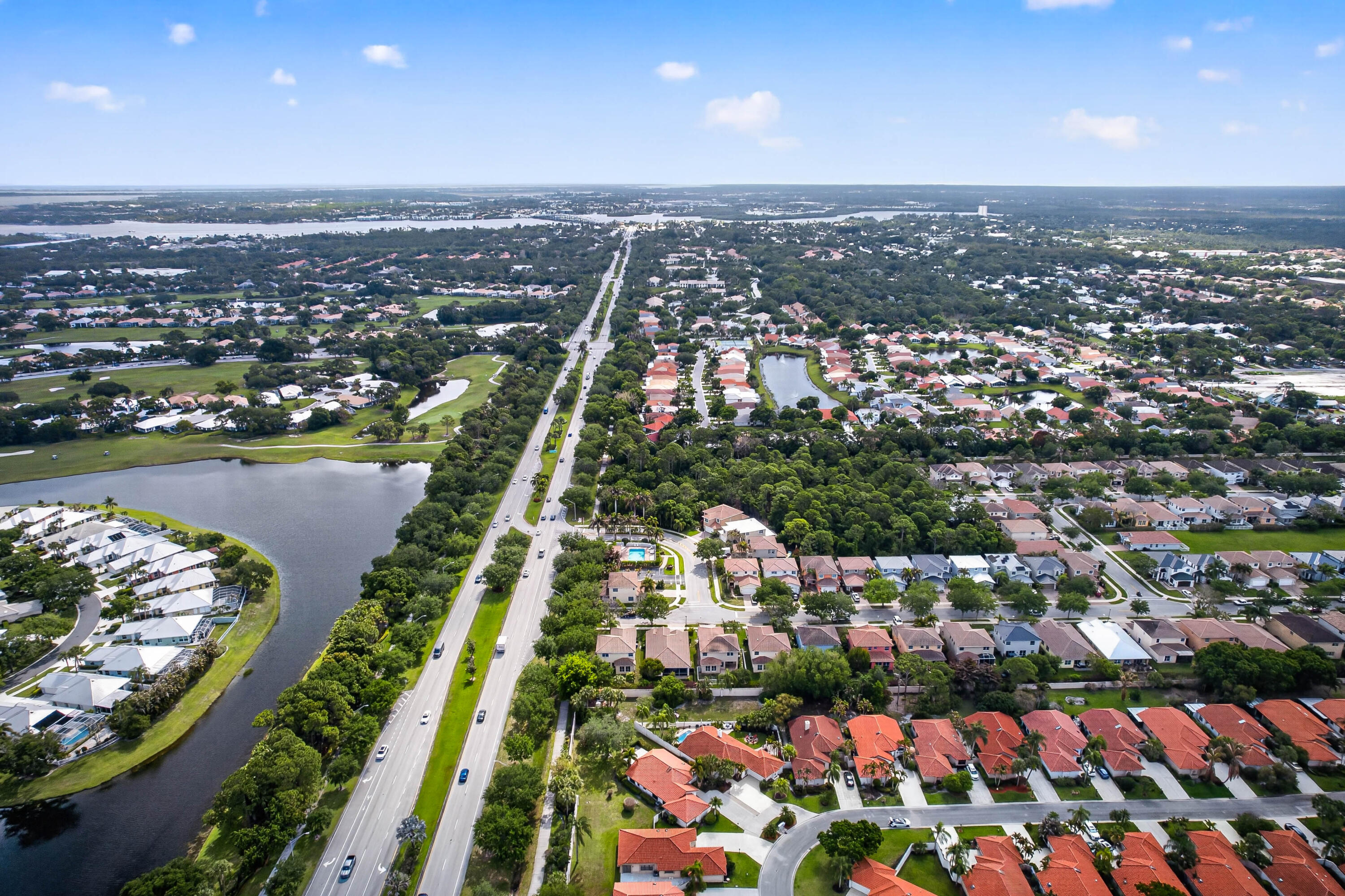 LA MARIPOSA - Residential