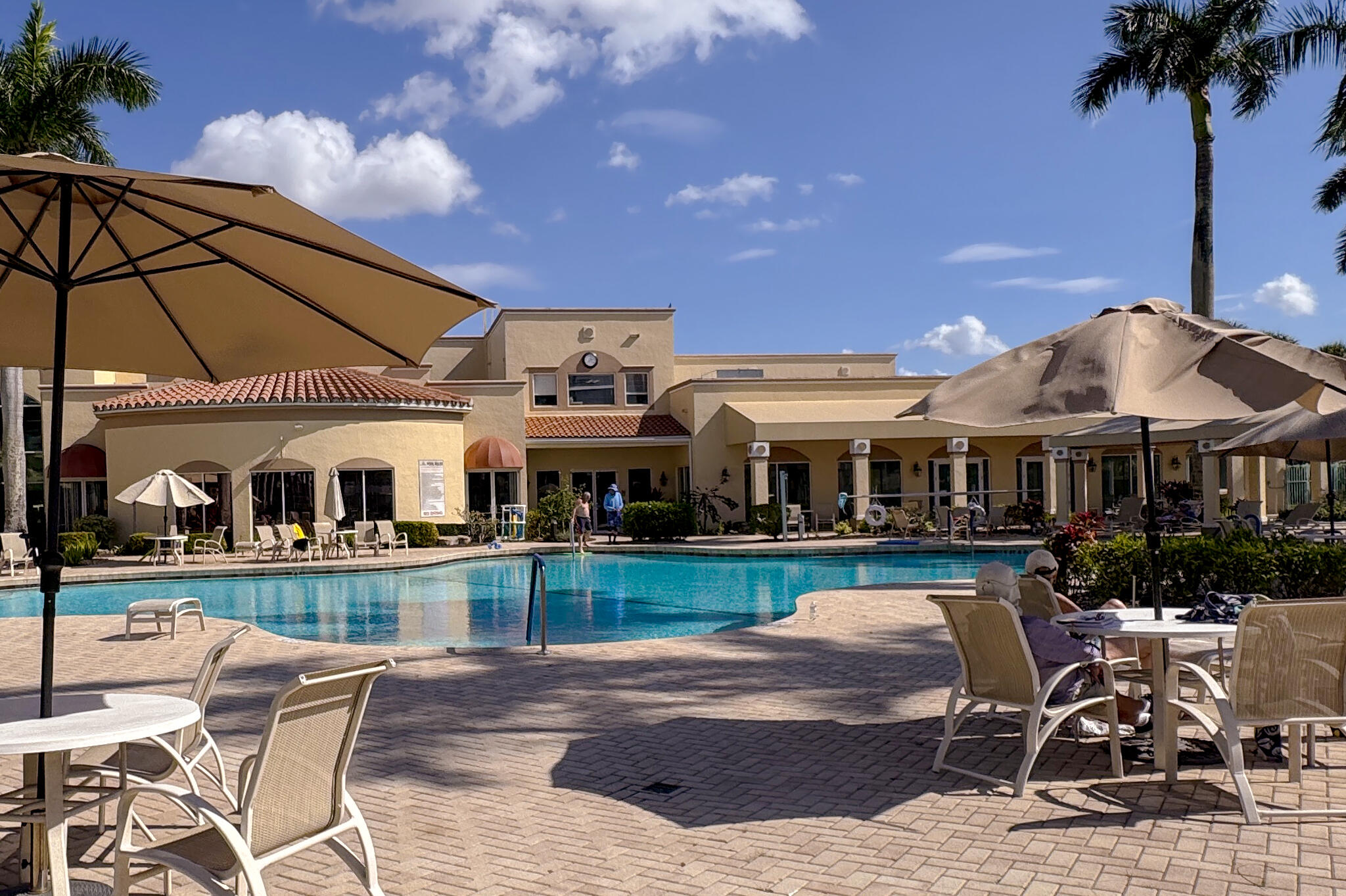 5906 Crystal Shores Drive 404