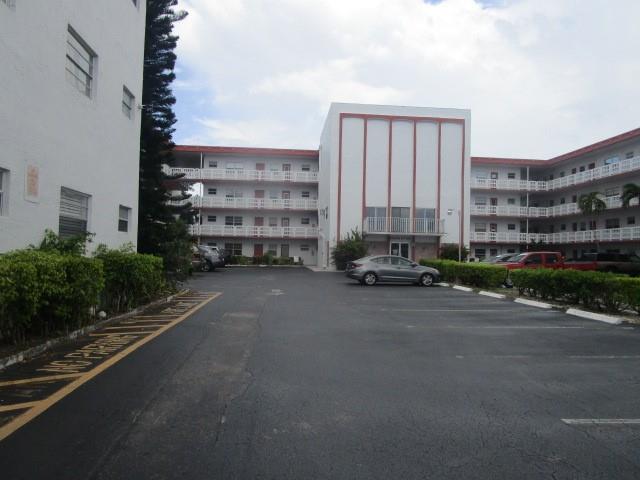 SAPPHIRE CONDO - Residential