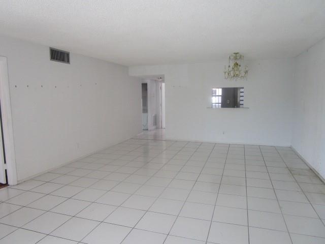 SAPPHIRE CONDO - Residential
