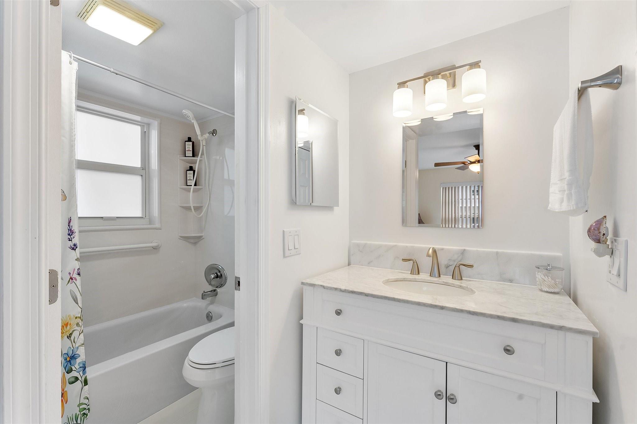 CASA LA QUINTA CONDO - Residential