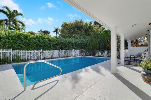 A home in Lake Worth Beach