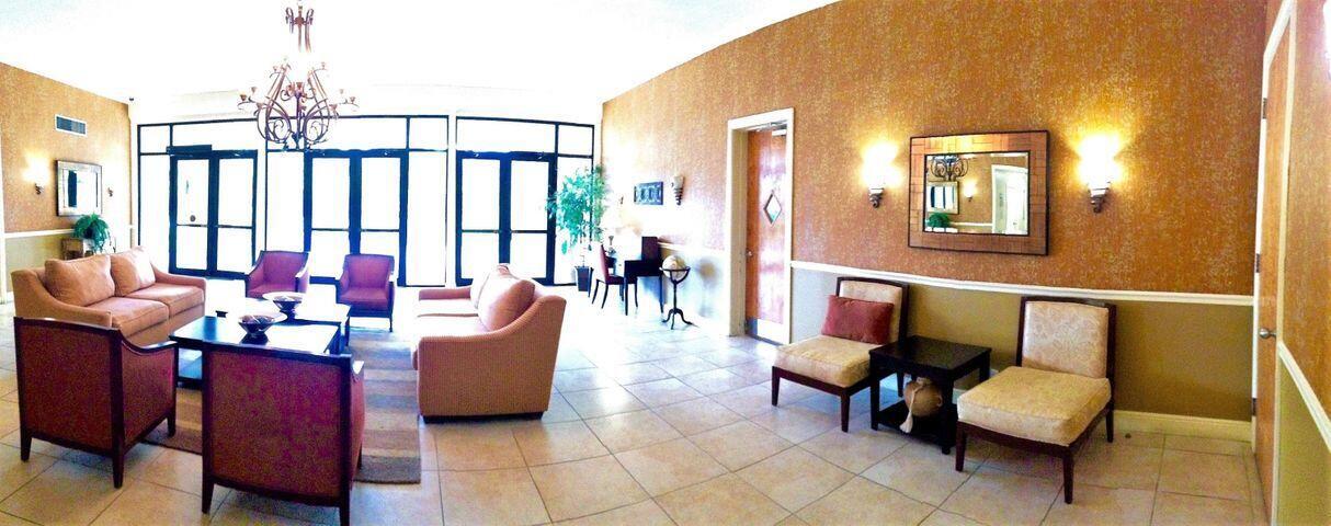 LAKESIDE VILLAGE CONDO 7 - Residential