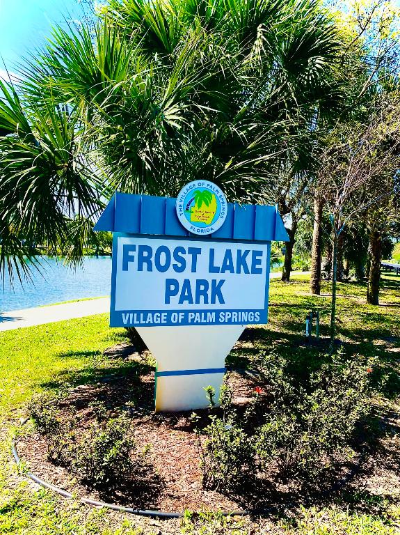 LAKESIDE VILLAGE CONDO 7 - Residential