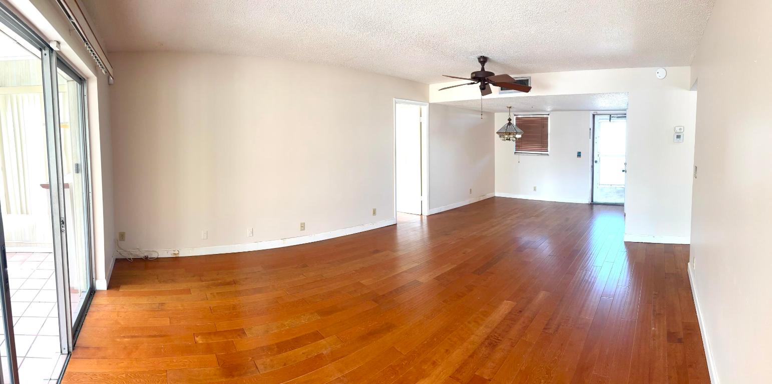 LAKESIDE VILLAGE CONDO 7 - Residential