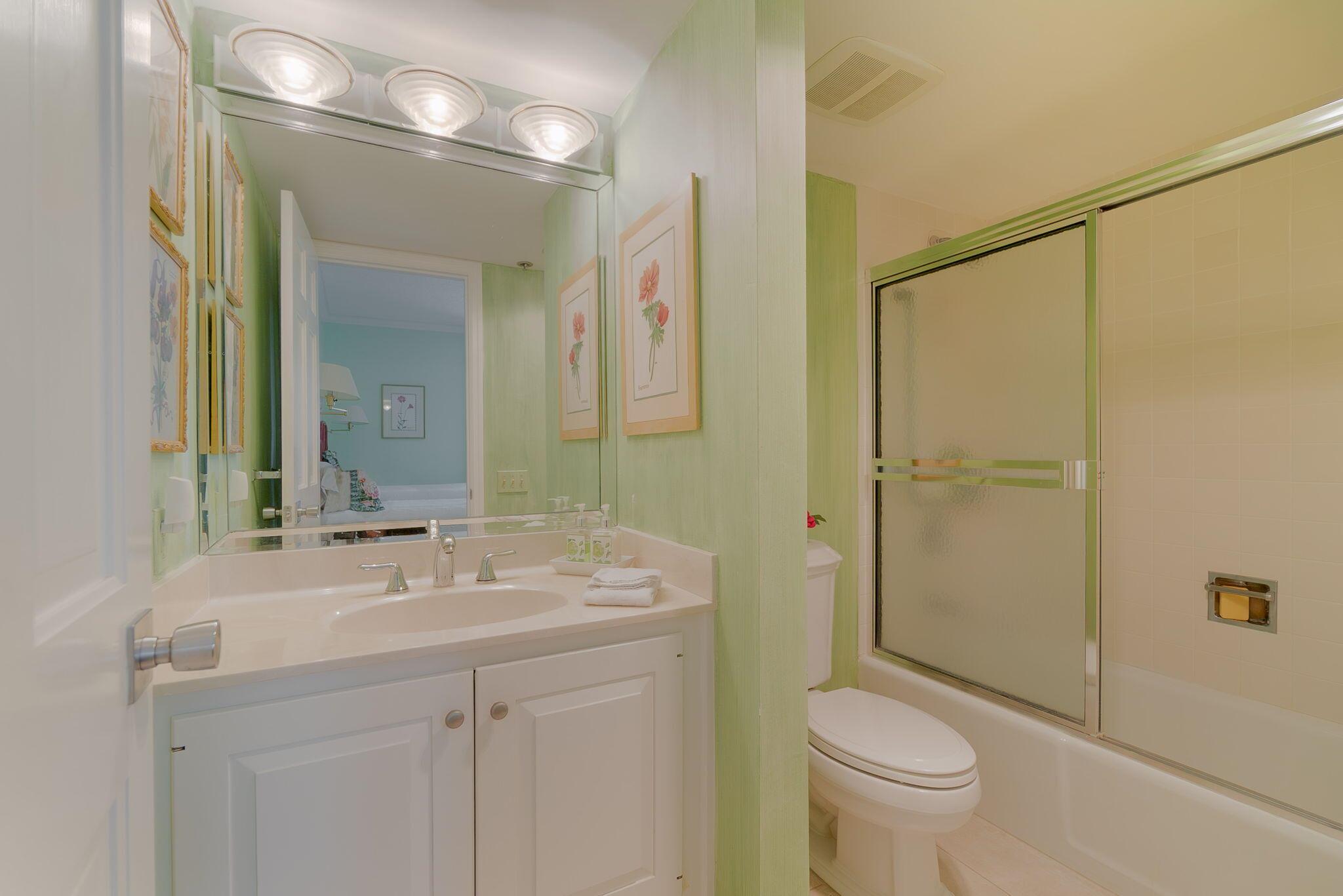 ST ANDREWS FAIRWAYS CONDO - Residential