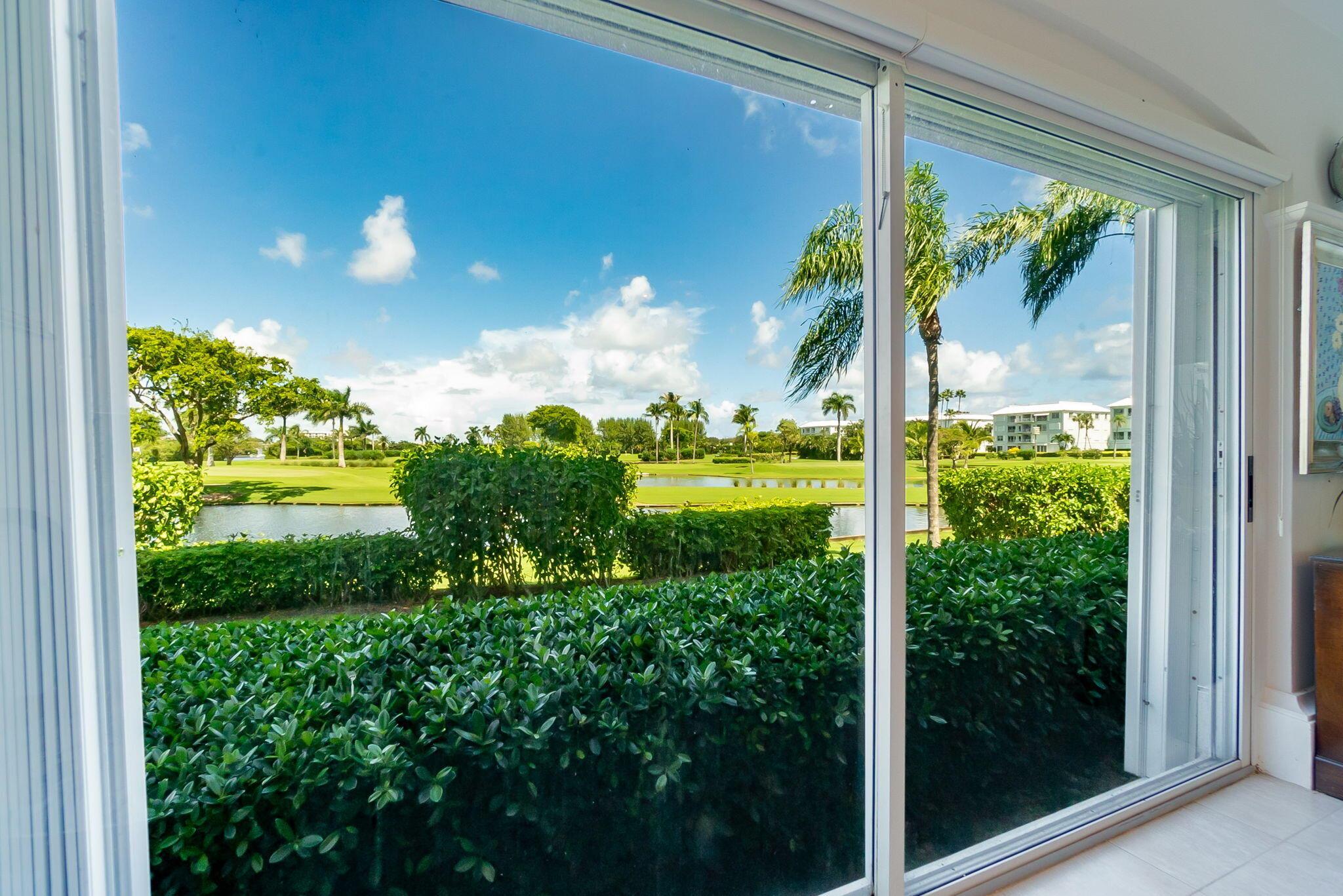 ST ANDREWS FAIRWAYS CONDO - Residential