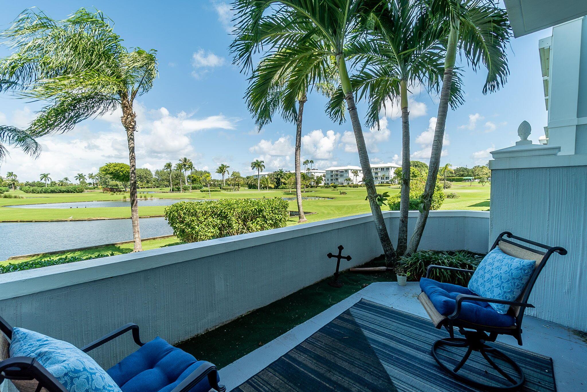 ST ANDREWS FAIRWAYS CONDO - Residential