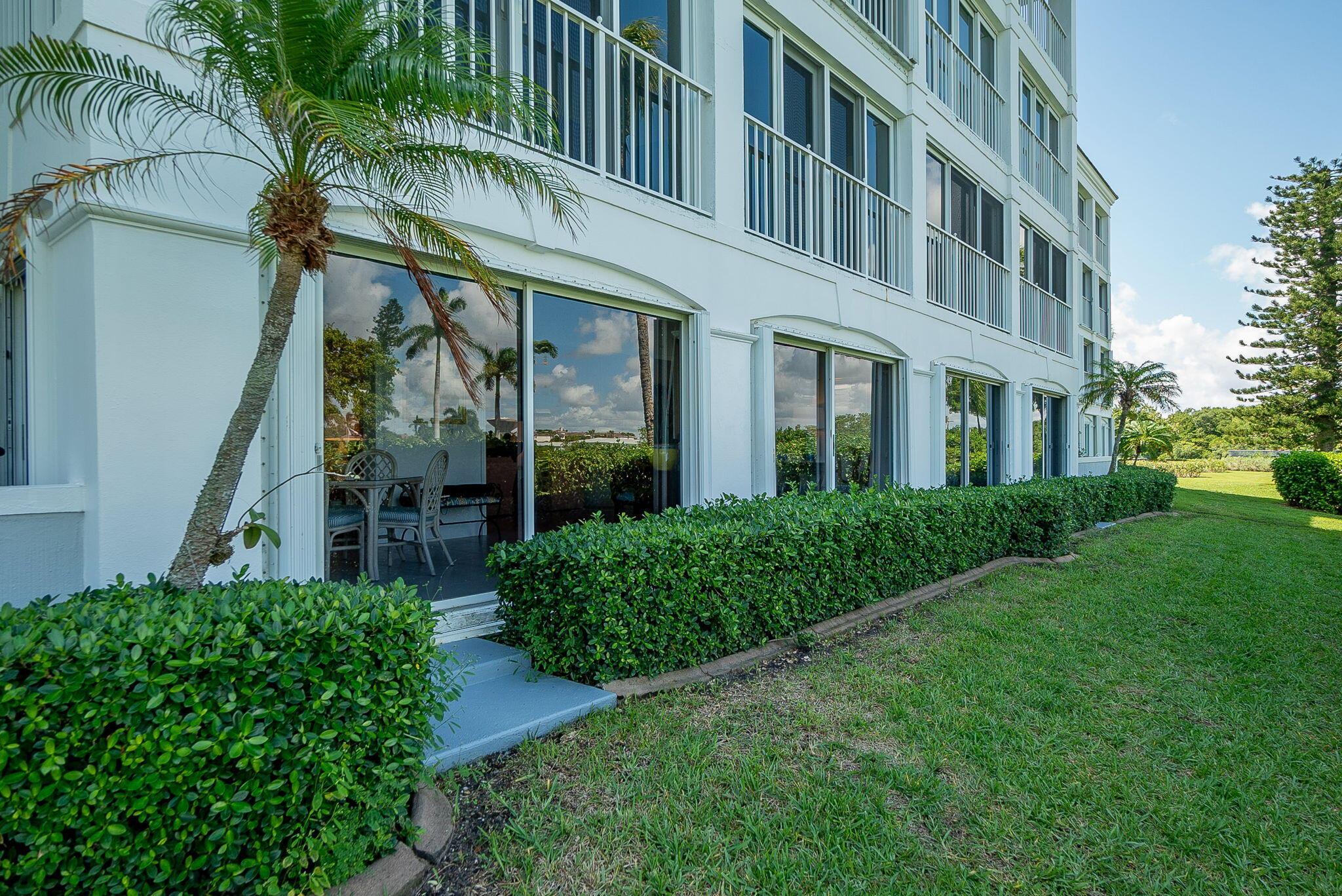 ST ANDREWS FAIRWAYS CONDO - Residential