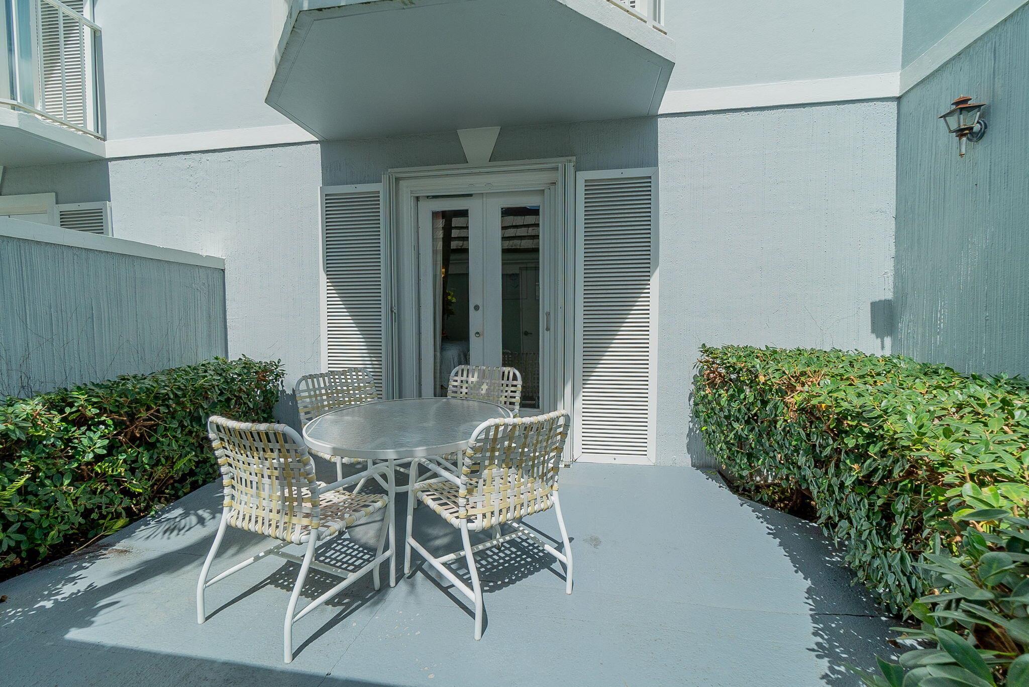 ST ANDREWS FAIRWAYS CONDO - Residential