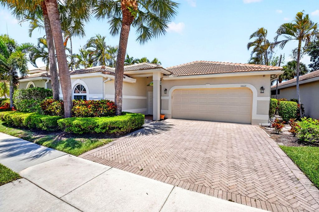 Photo of 5063 Ventura Drive, Delray Beach, FL 33484 (MLS # B26027341)