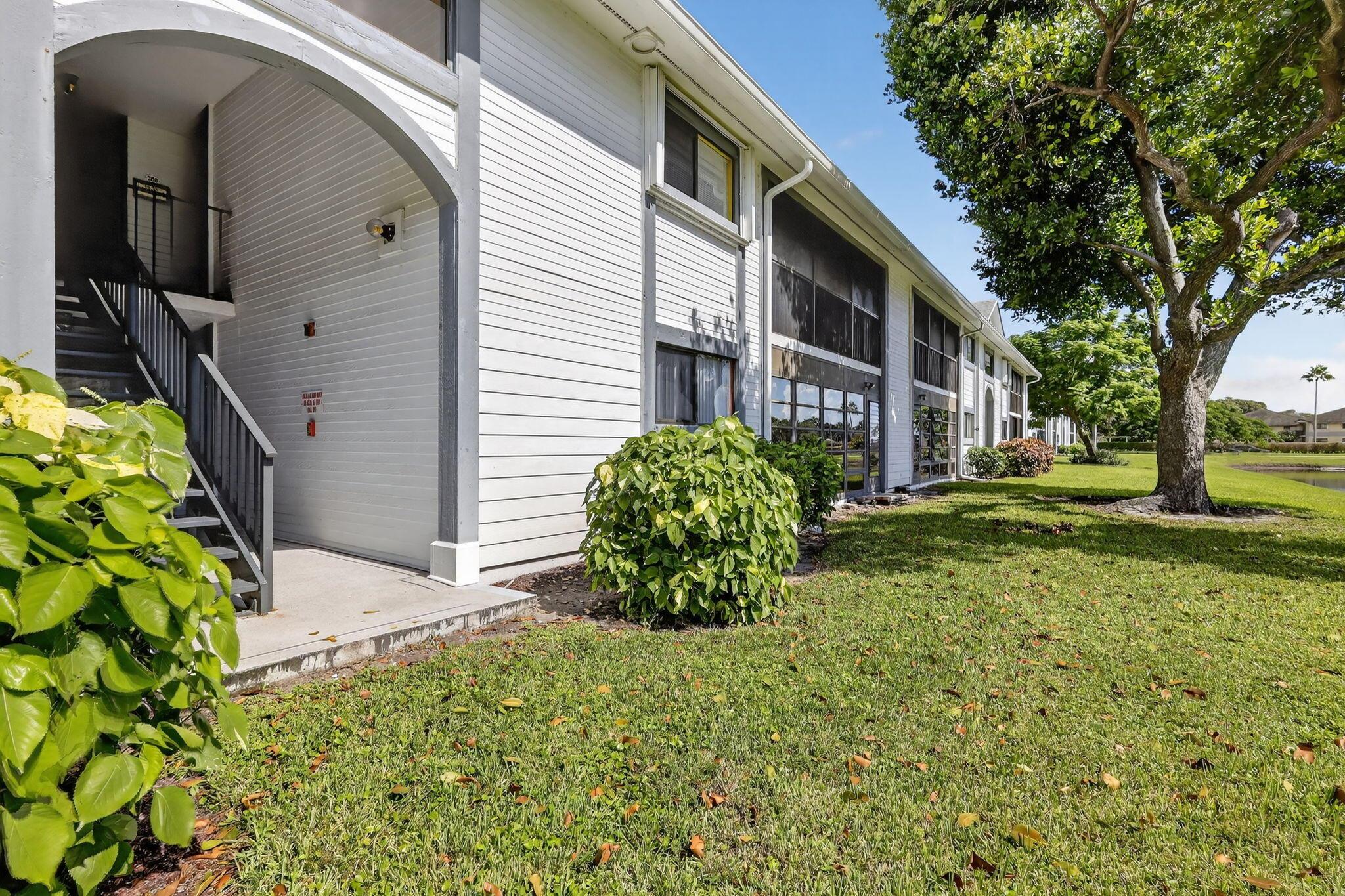 15453 Lakes Of Delray Boulevard 207
