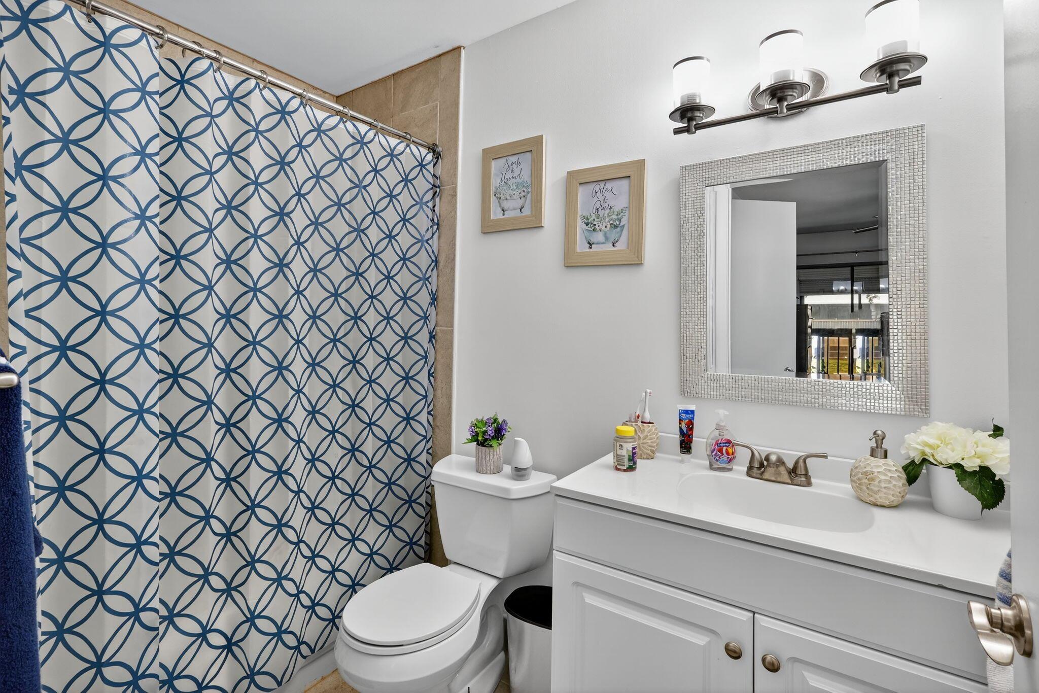 WITNEY E CONDO - Residential