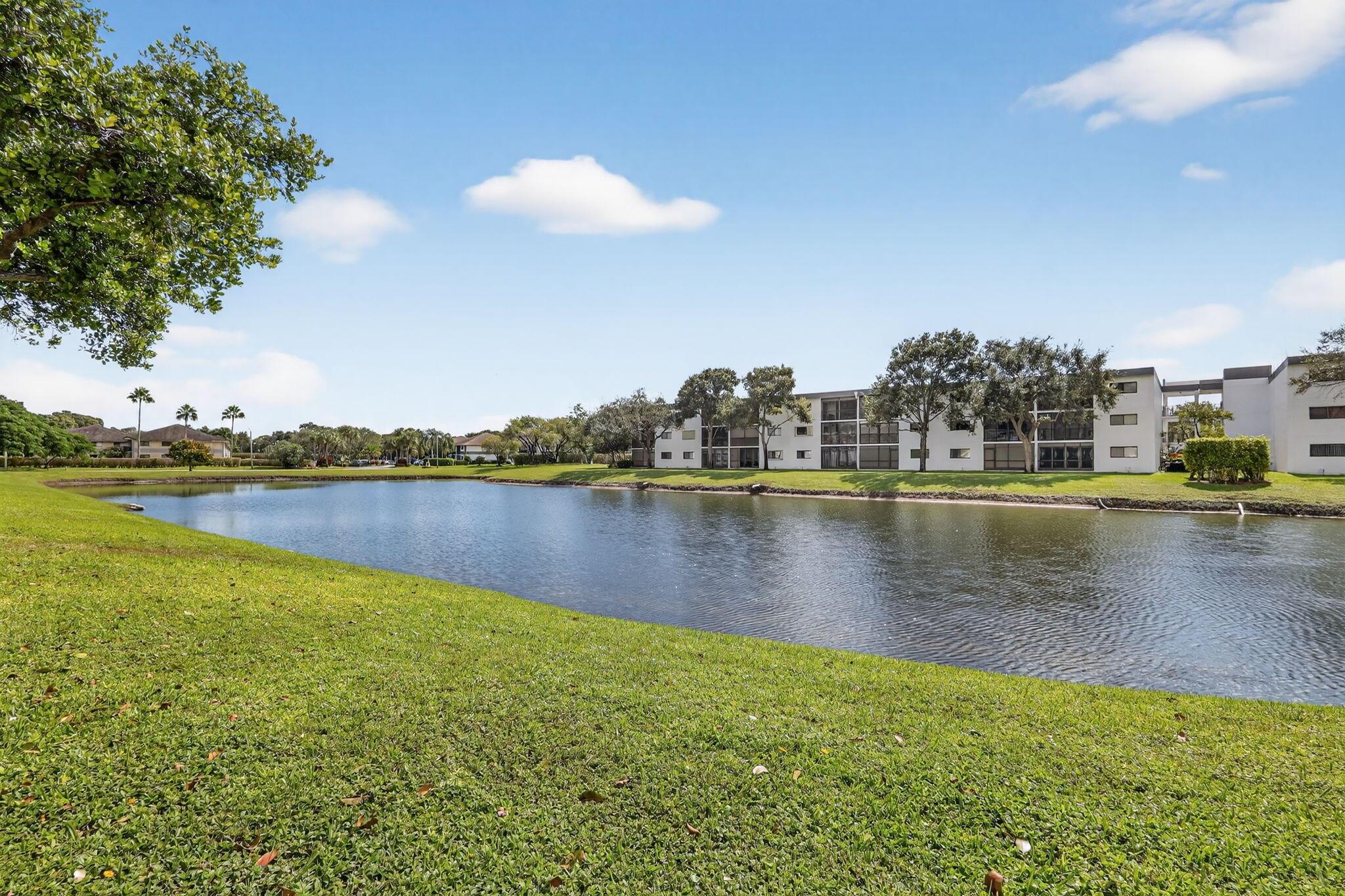 WITNEY E CONDO - Residential