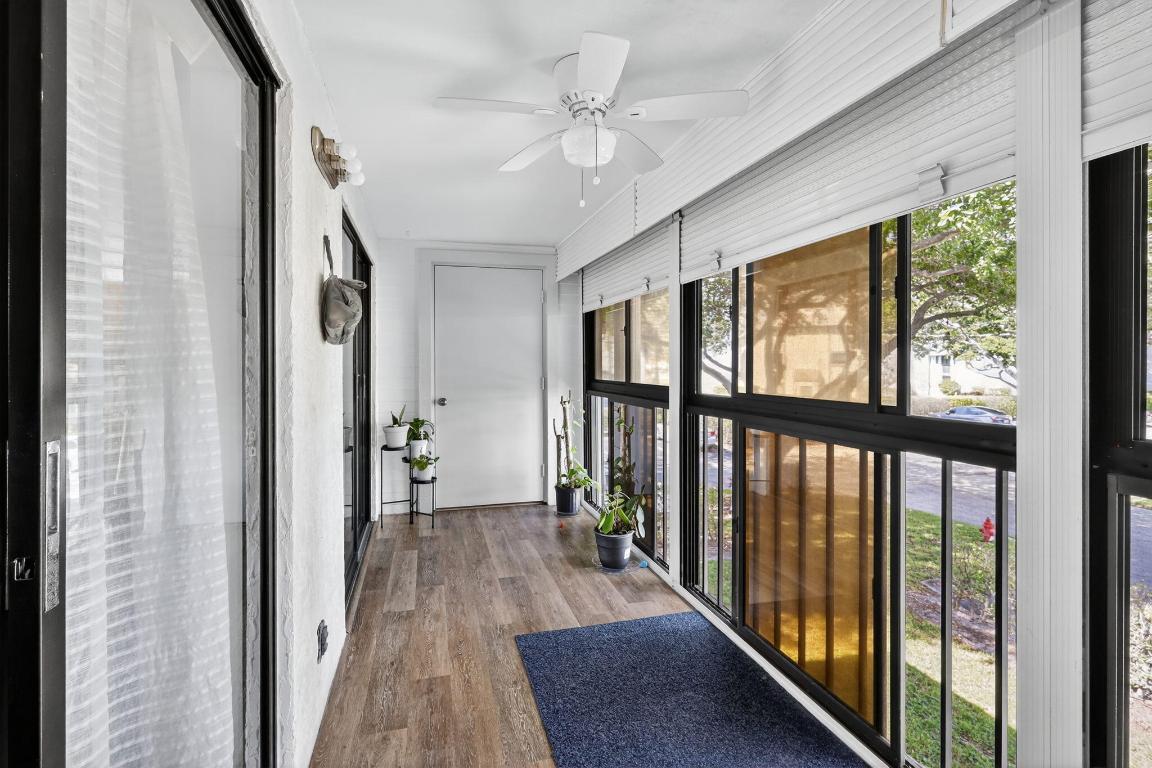 WITNEY E CONDO - Residential