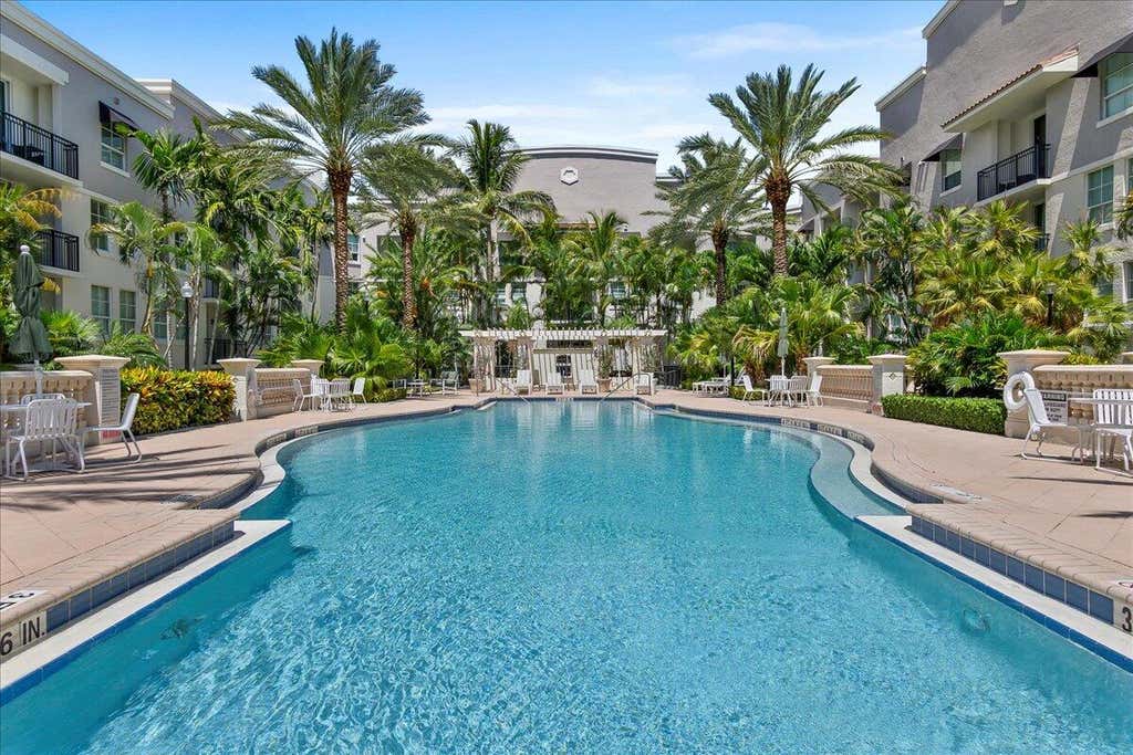 Photo of 600 S Dixie Highway #825, West Palm Beach, FL 33401 (MLS # B26049596)