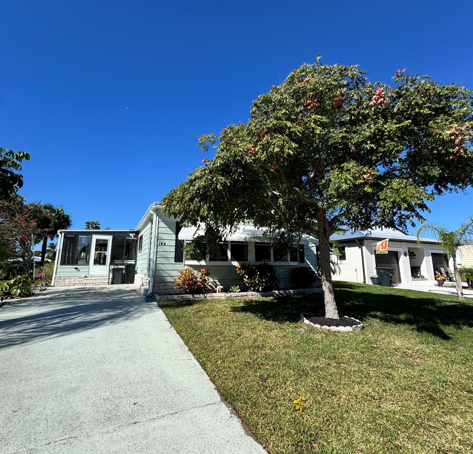 Spanish Lakes Country Clu - Residential