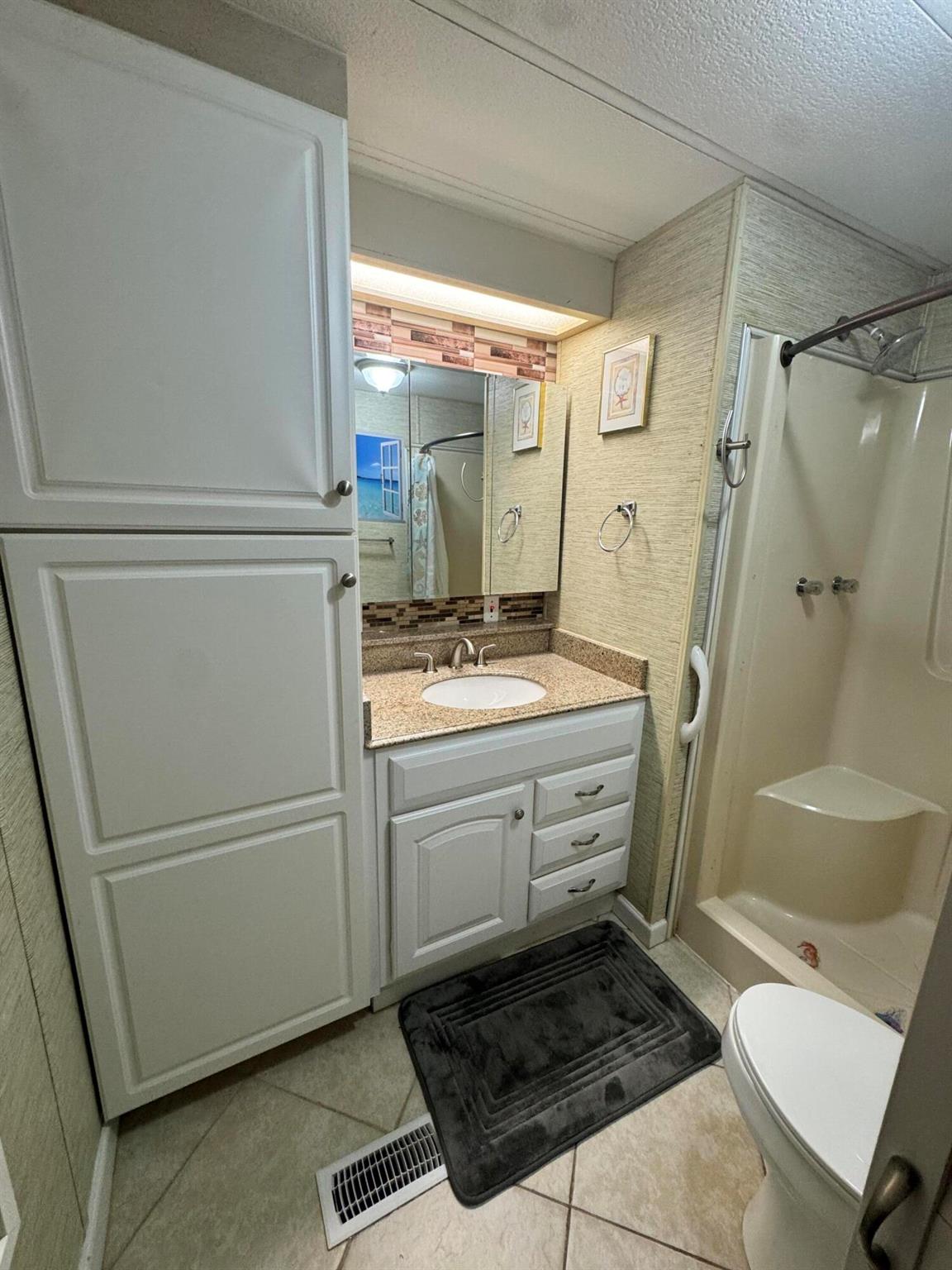 Spanish Lakes Country Clu - Residential