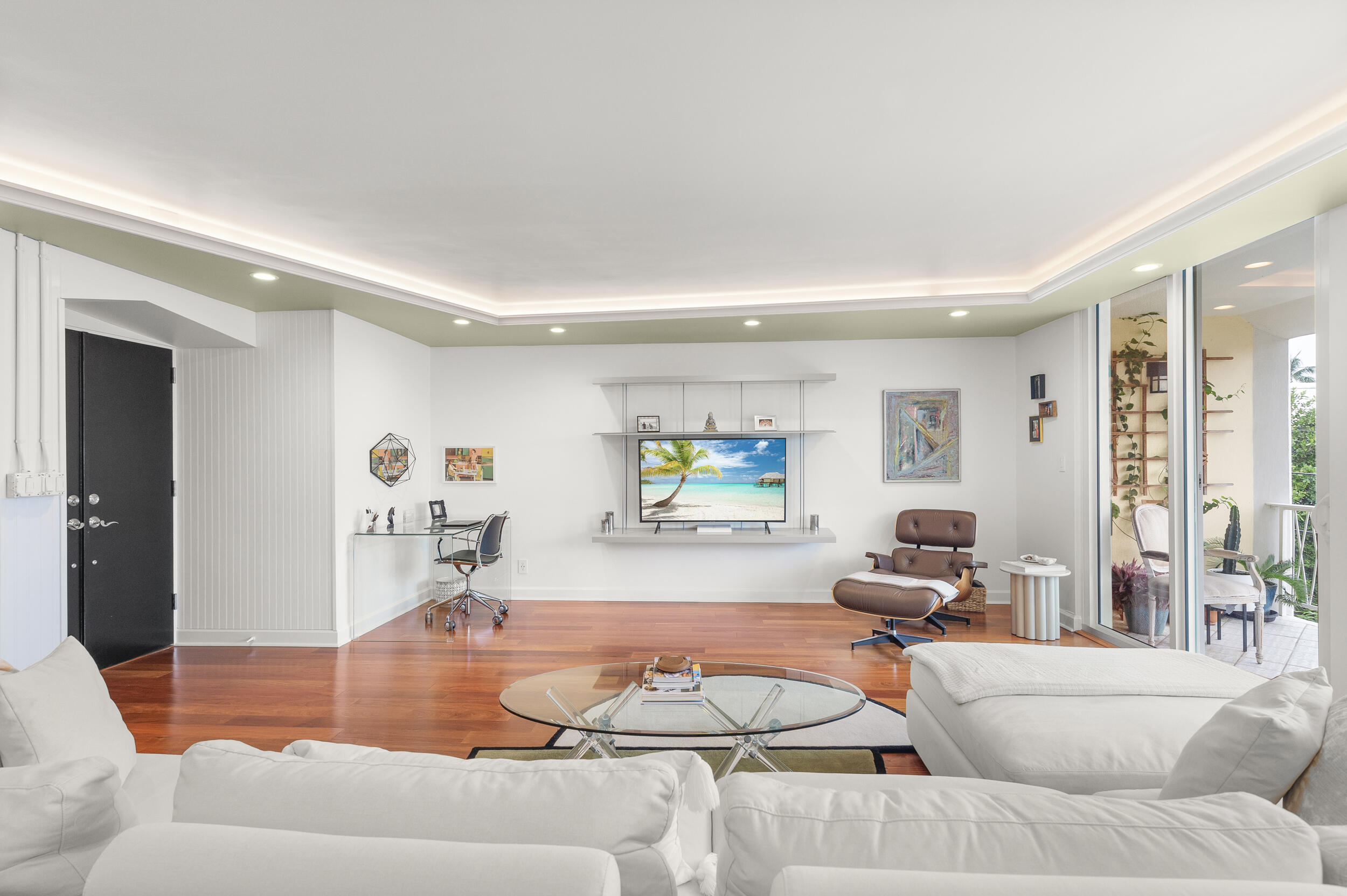 EVERGLADES PLAZA CONDO - Residential