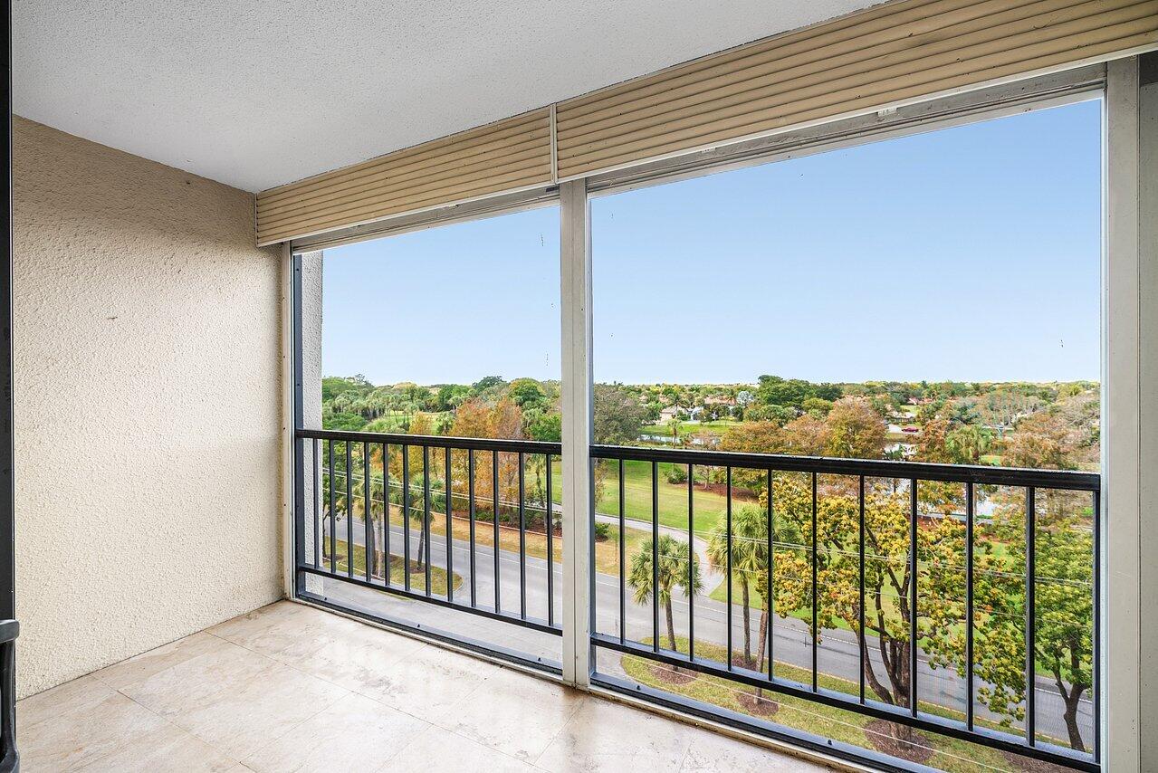 DEER CREEK COUNTRY CLUB - Residential